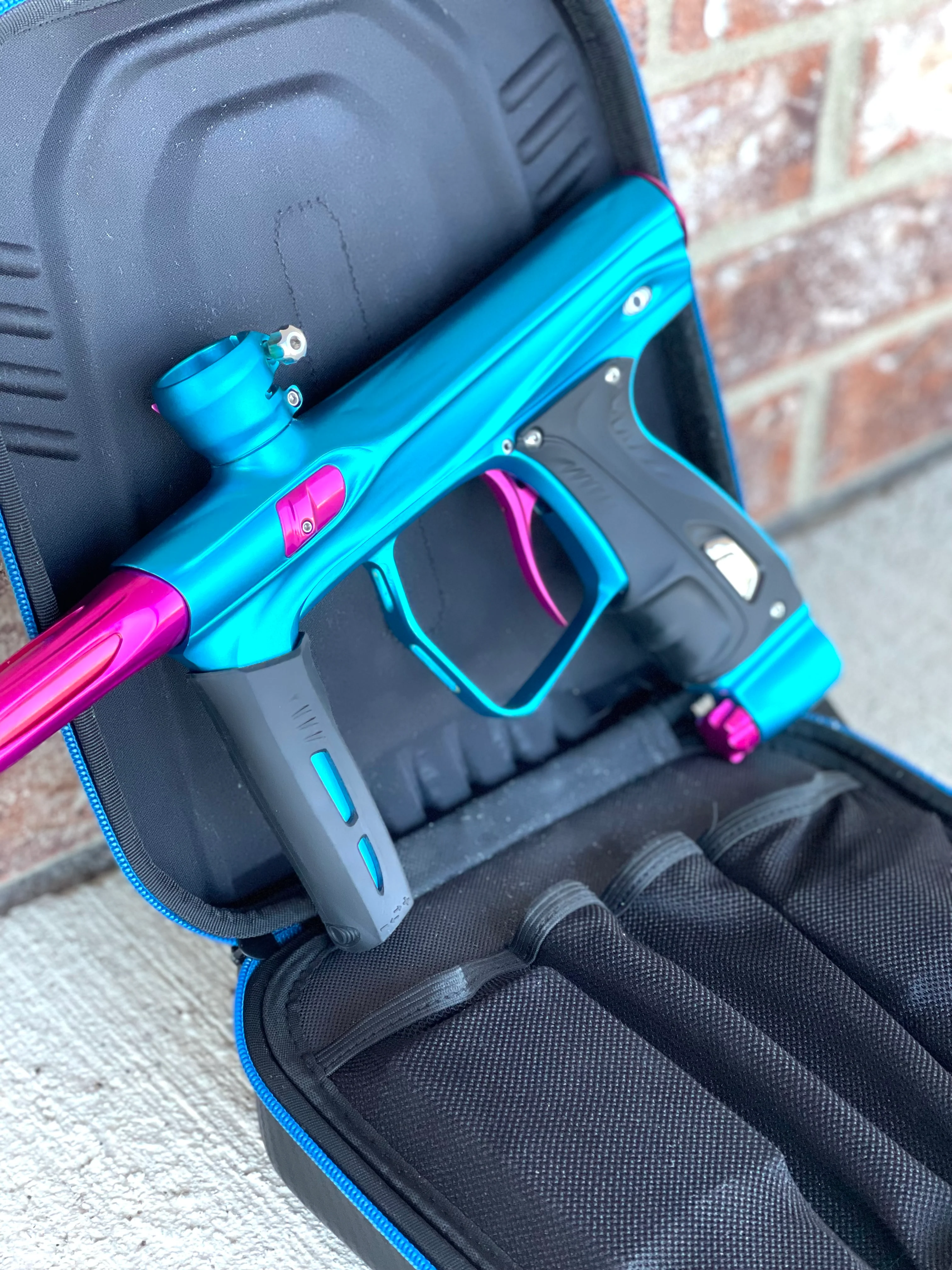 Used Shocker XLS Paintball Gun - Dust Teal / Gloss Pink (Cotton Candy) - Image 3