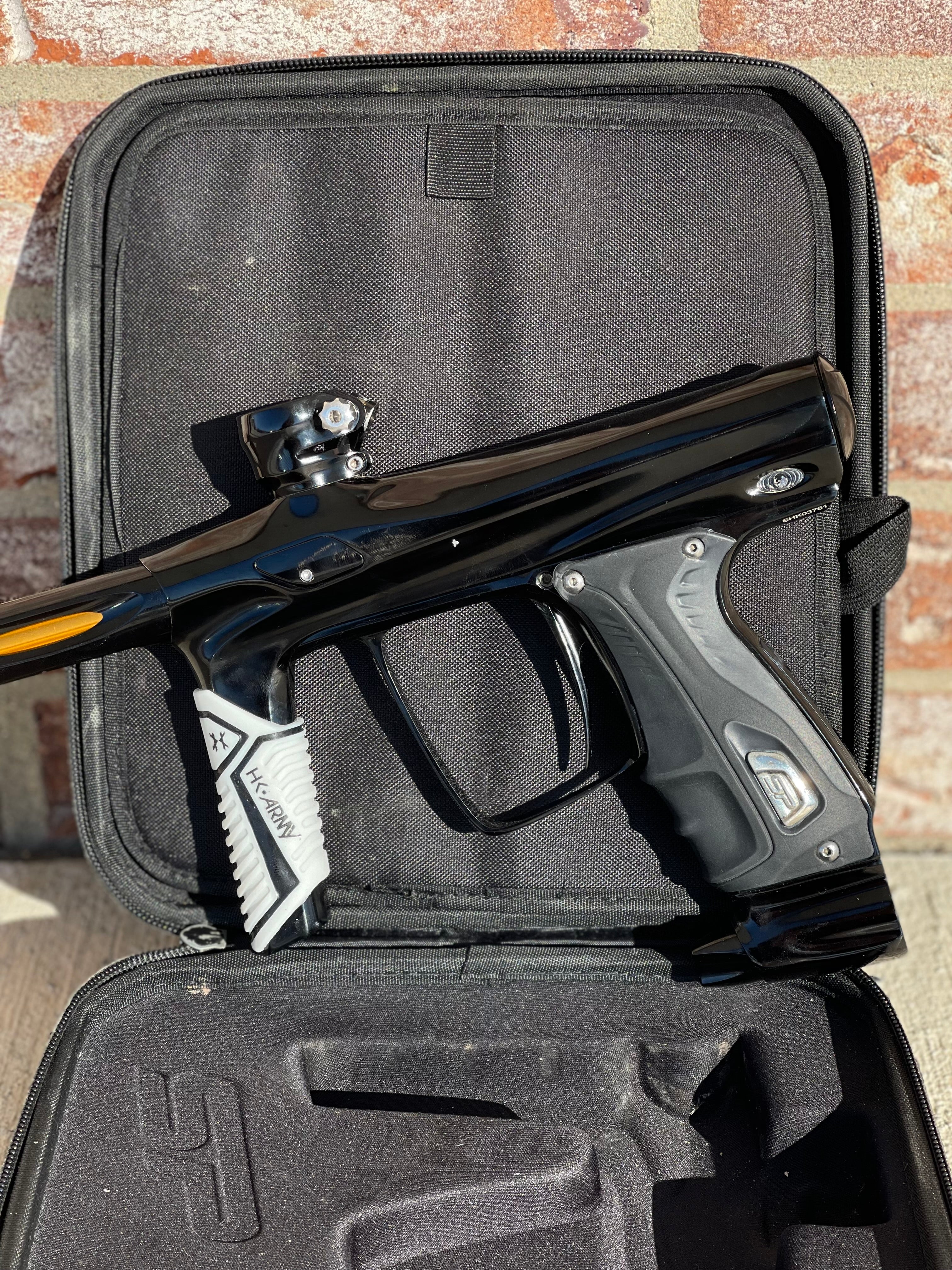 Used Shocker RSX Paintball Gun - Gloss Black w/HK Army Rubber Front Grip - Image 6
