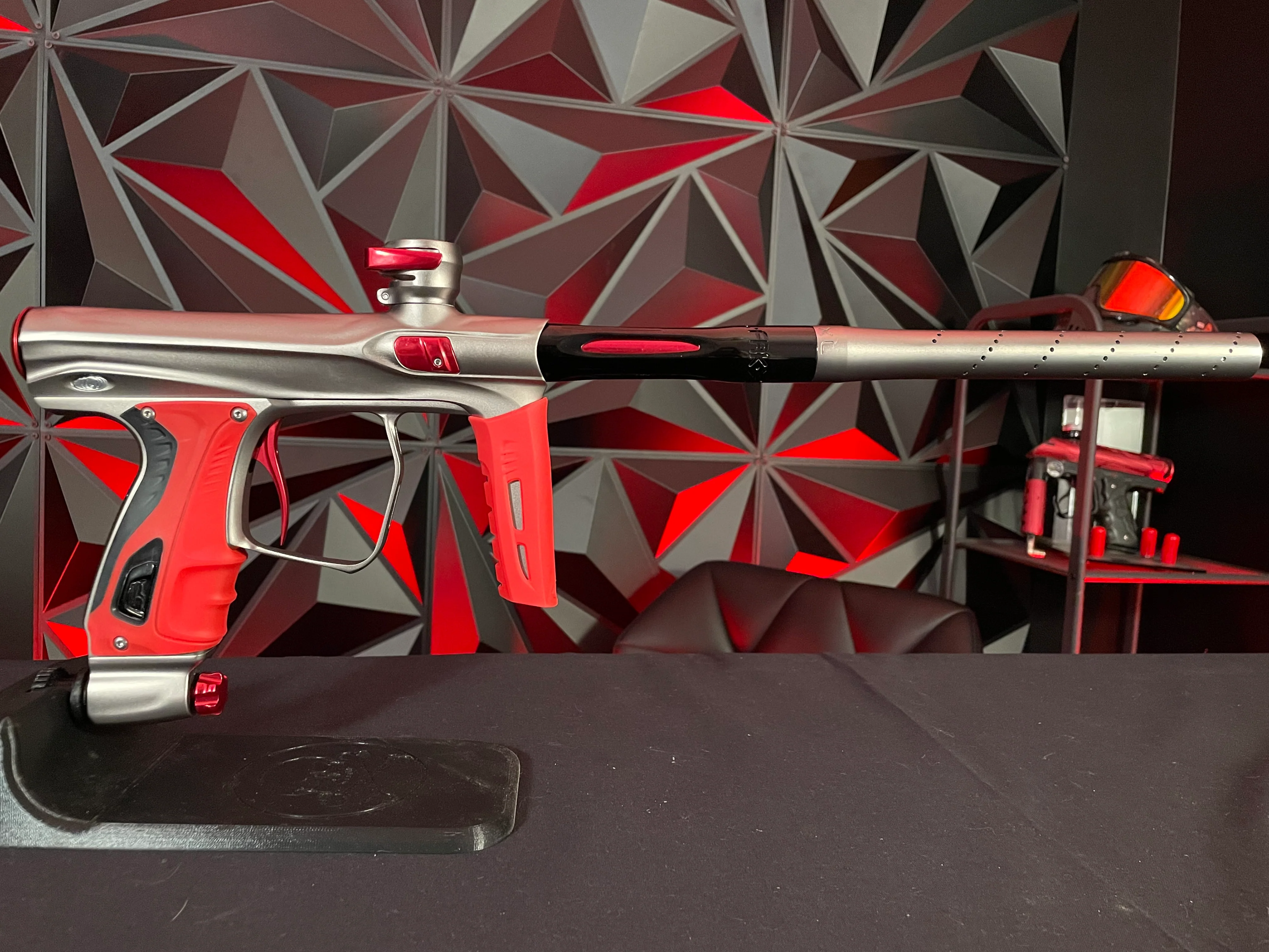 Used Shocker XLS Paintball Gun - Pewter/Red w/ Red Grip Kit - Image 5