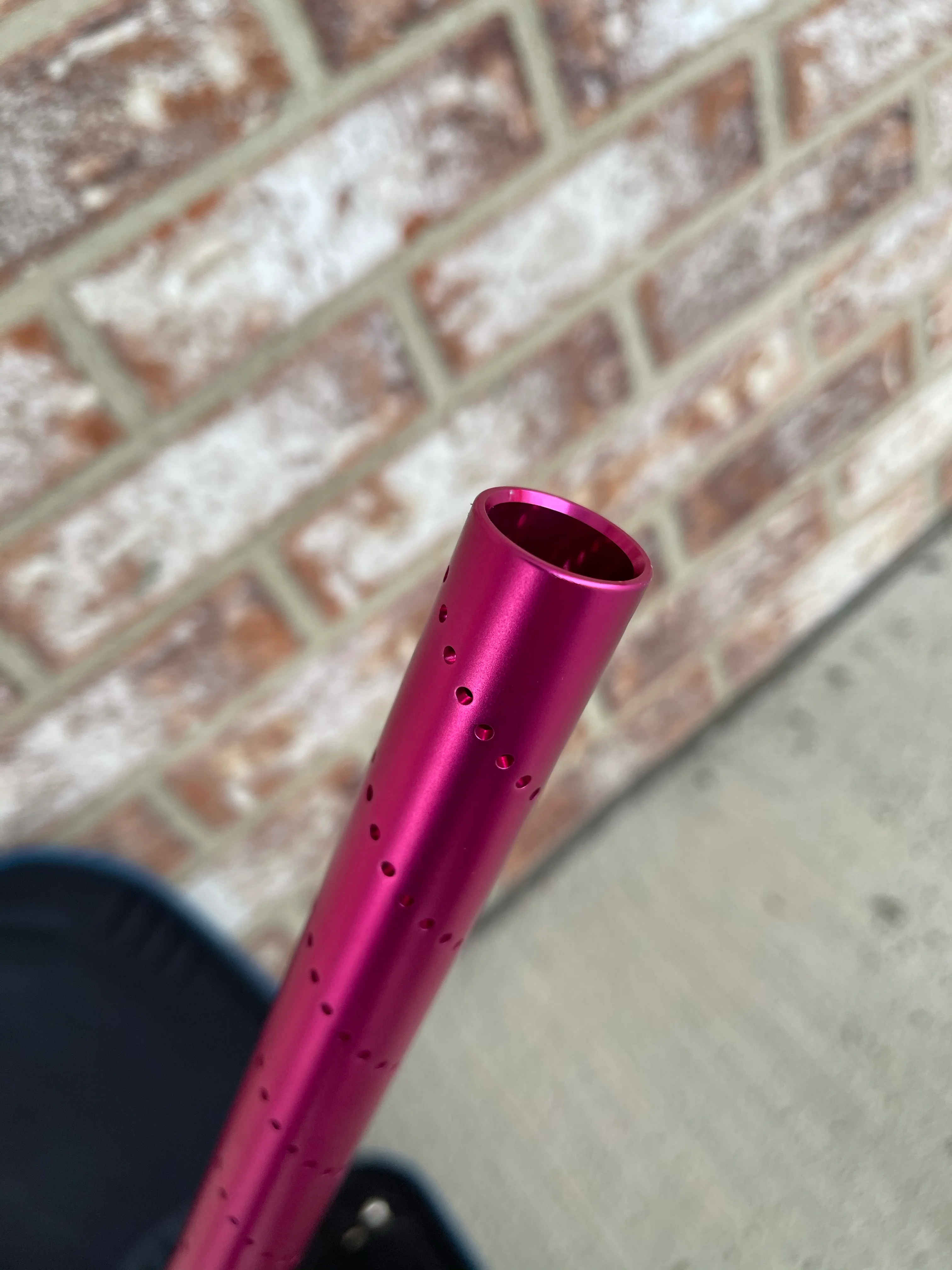 Used Shocker XLS Paintball Gun - Pink / Black - Image 6