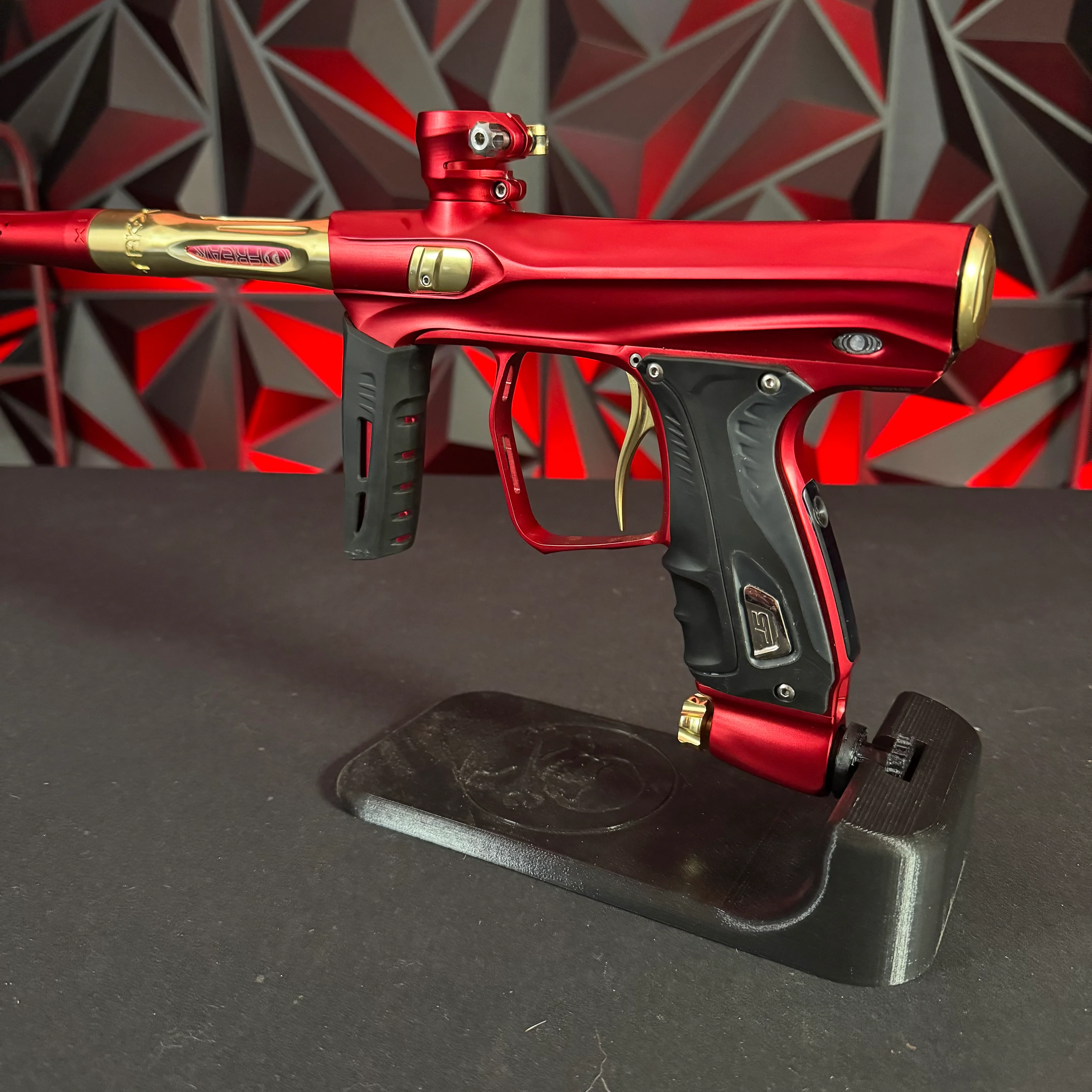 Used Shocker XLS Paintball Gun - Red/Gold - Image 3