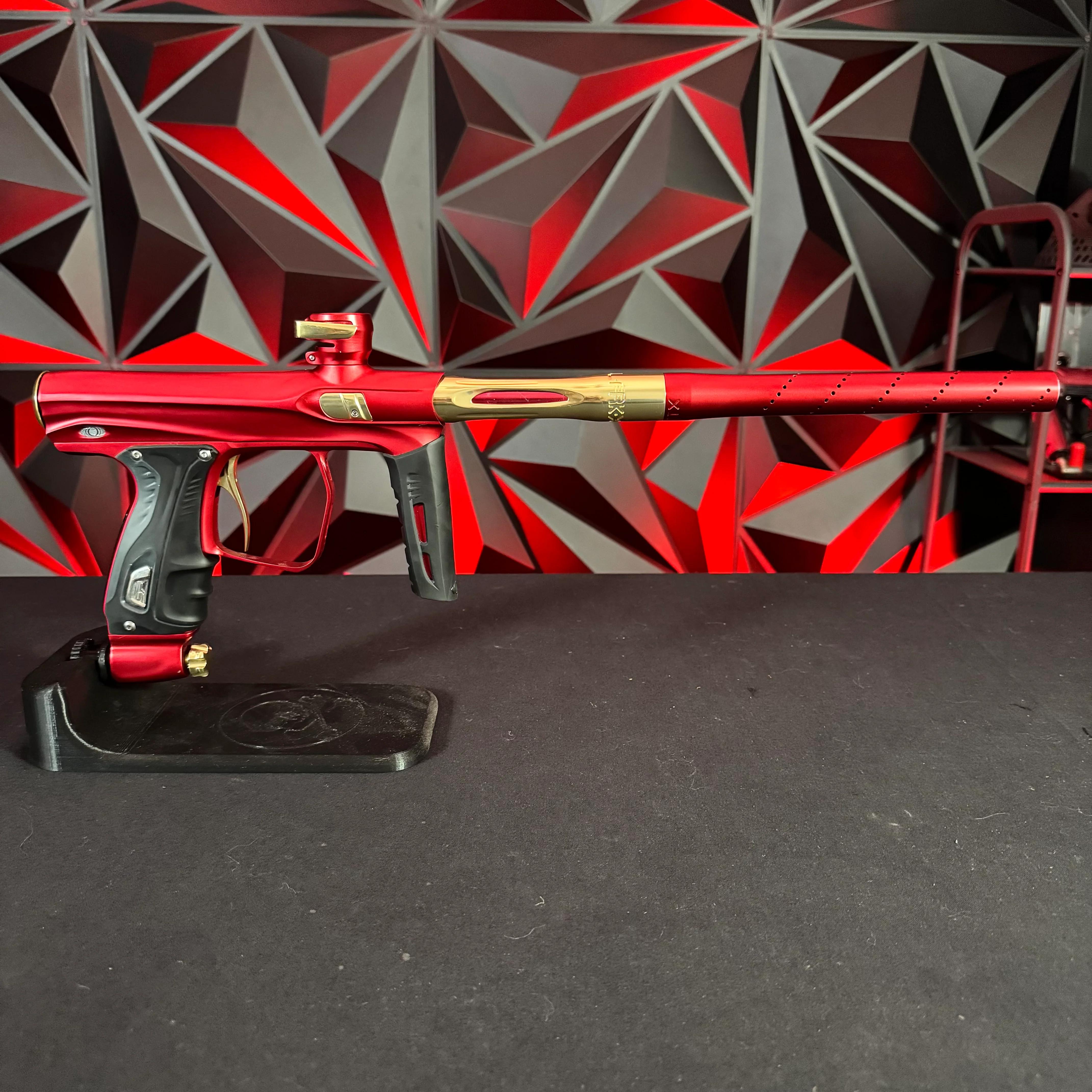 Used Shocker XLS Paintball Gun - Red/Gold - Image 6