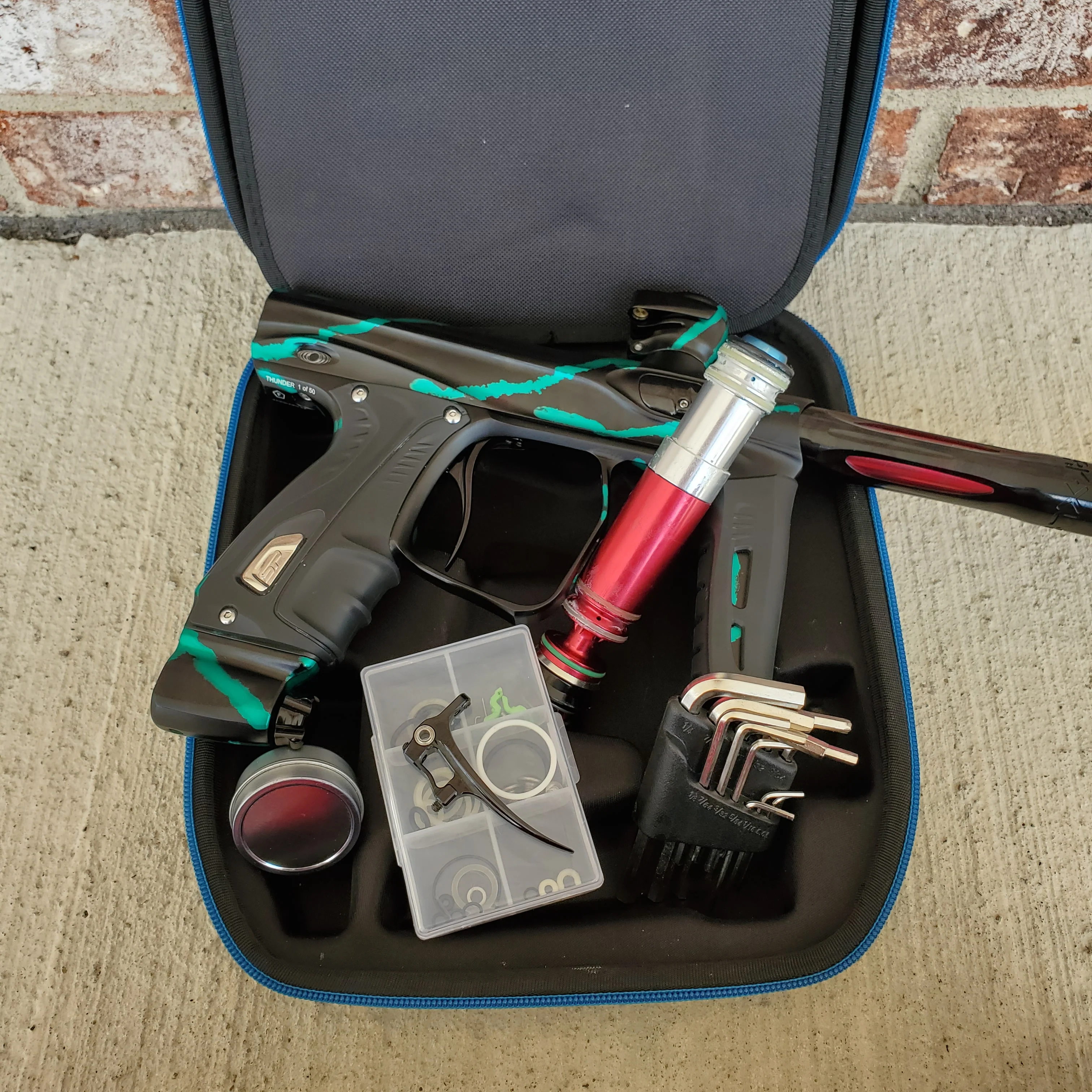 Used Shocker XLS Paintball Gun - Seattle Thunder 2020 Edition - Image 5