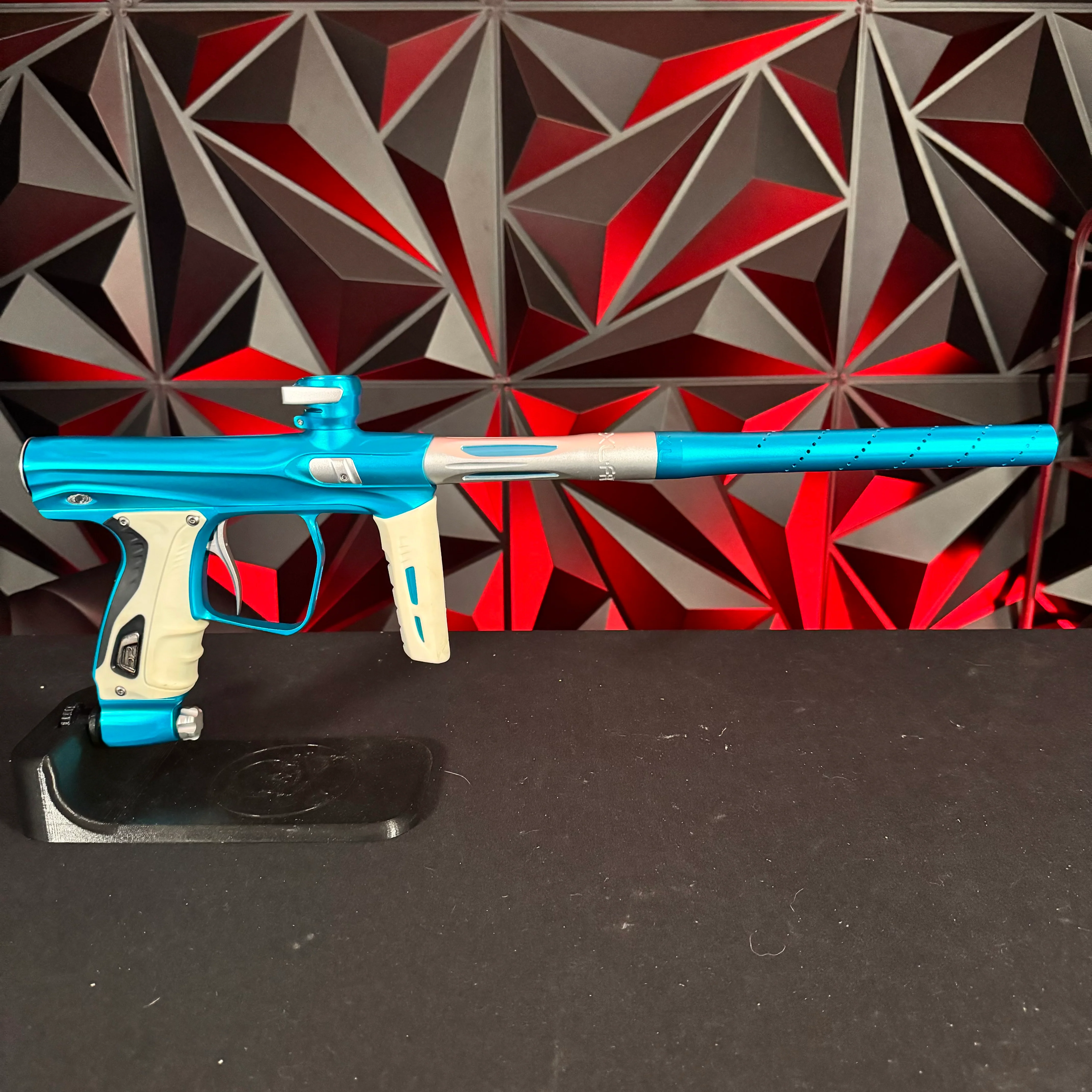 Used Shocker XLS Paintball Gun - Teal/Silver w/White Grip Kit - Image 6