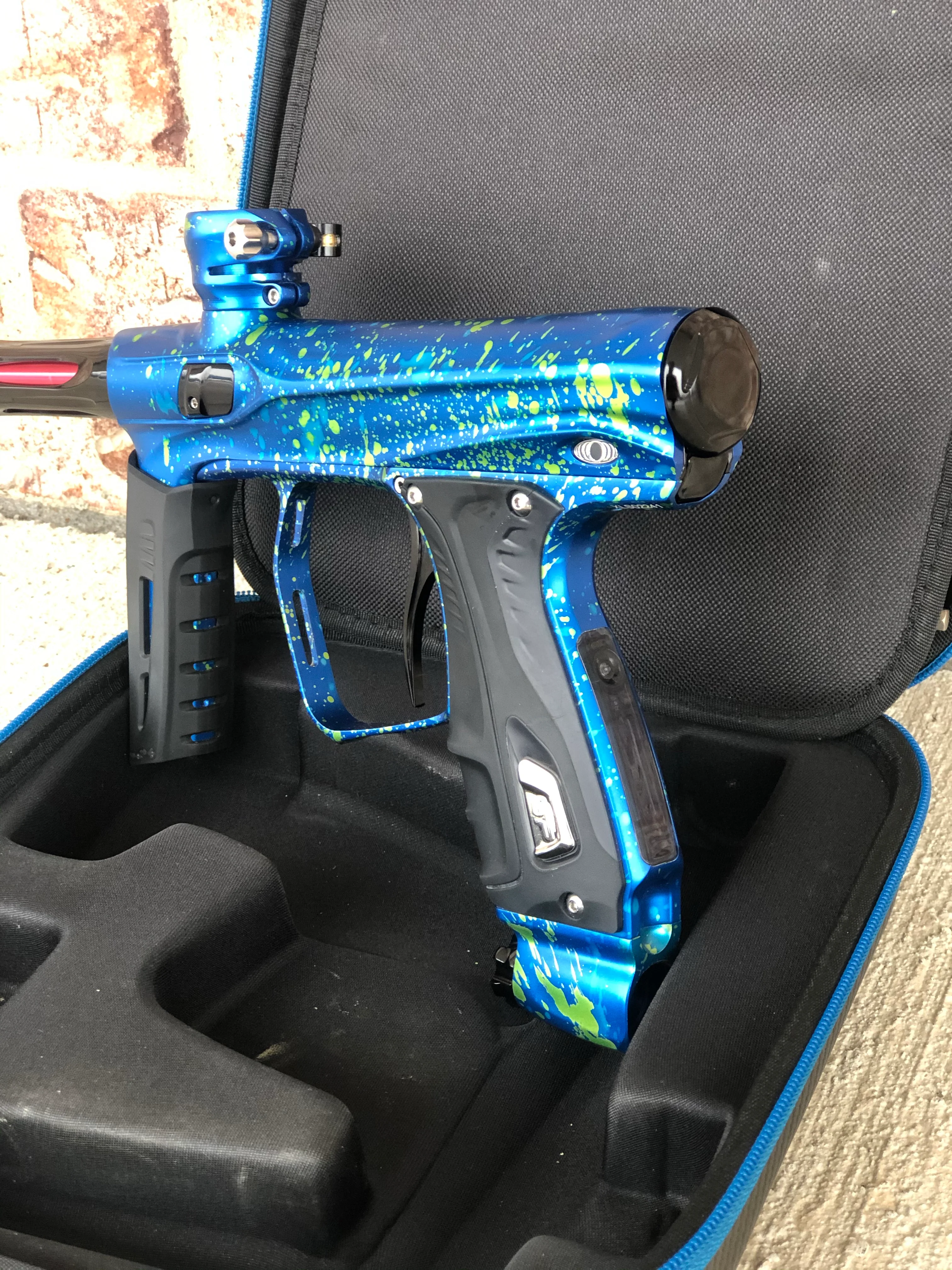 Used Shocker XLS Paintball Marker - Seattle Thunder Edition - Image 8