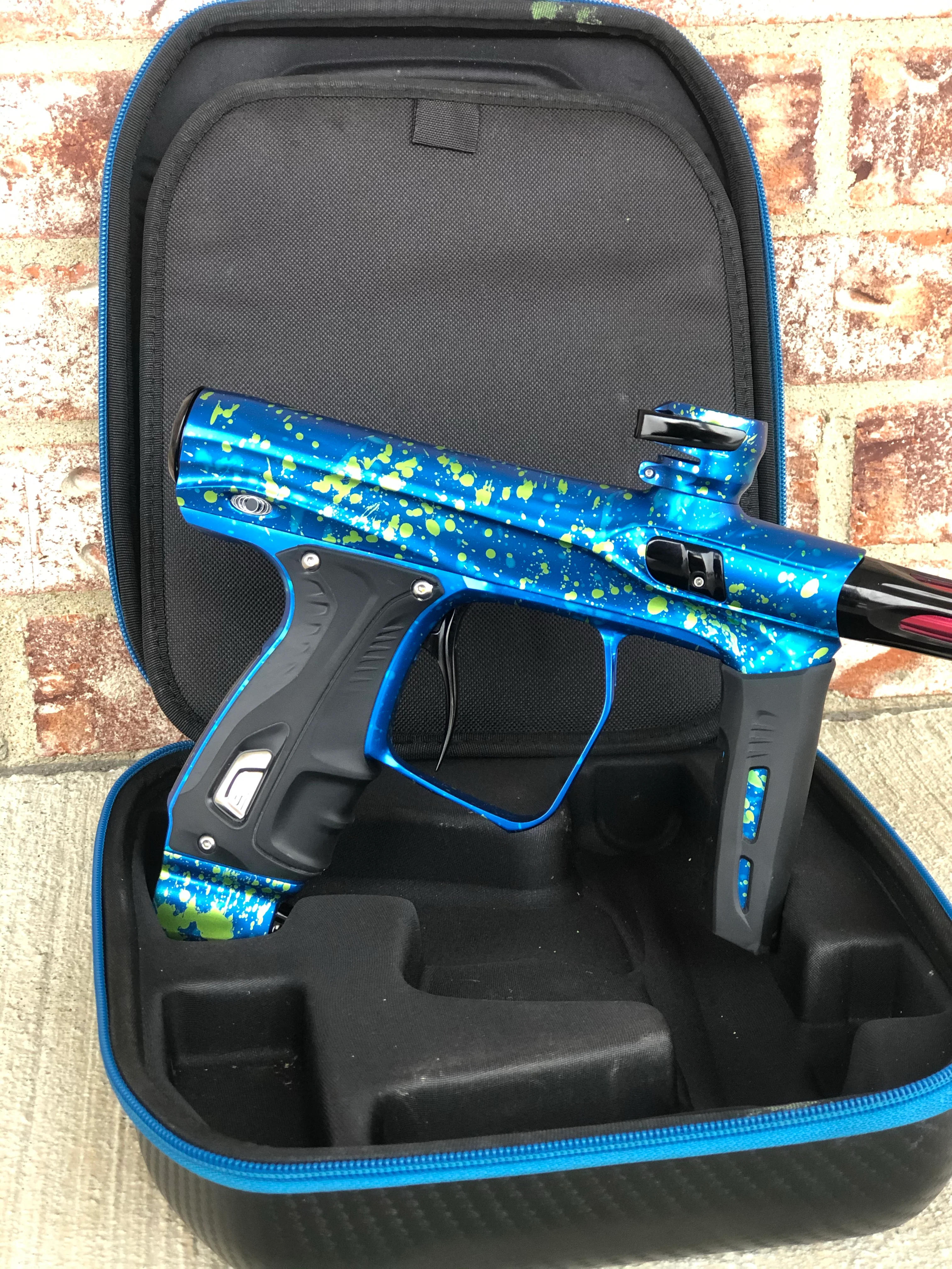 Used Shocker XLS Paintball Marker - Seattle Thunder Edition - Image 9