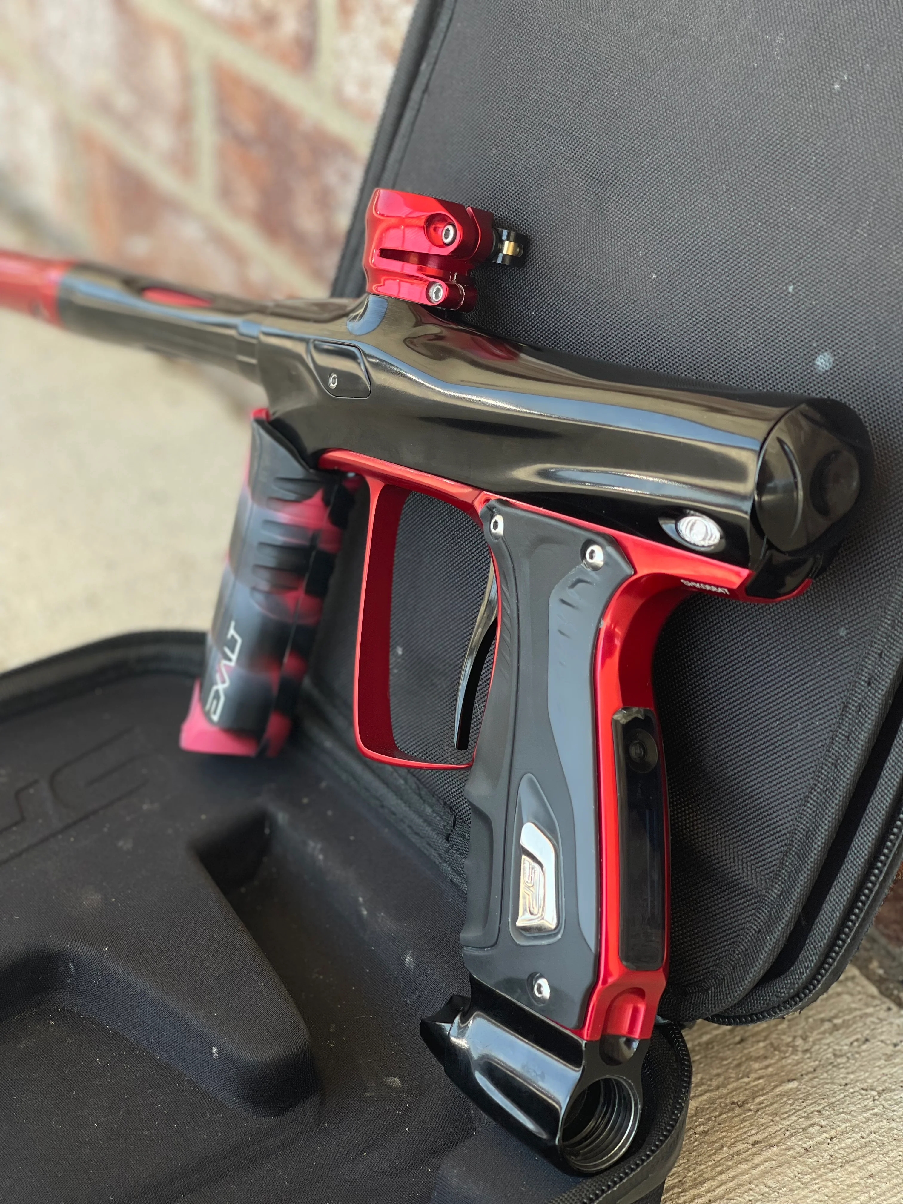 Used Smart Parts Shocker RSX Paintball Marker- Gloss Black w/Red Accents and Red/Black Swirl Exalt Front Grip - Image 2