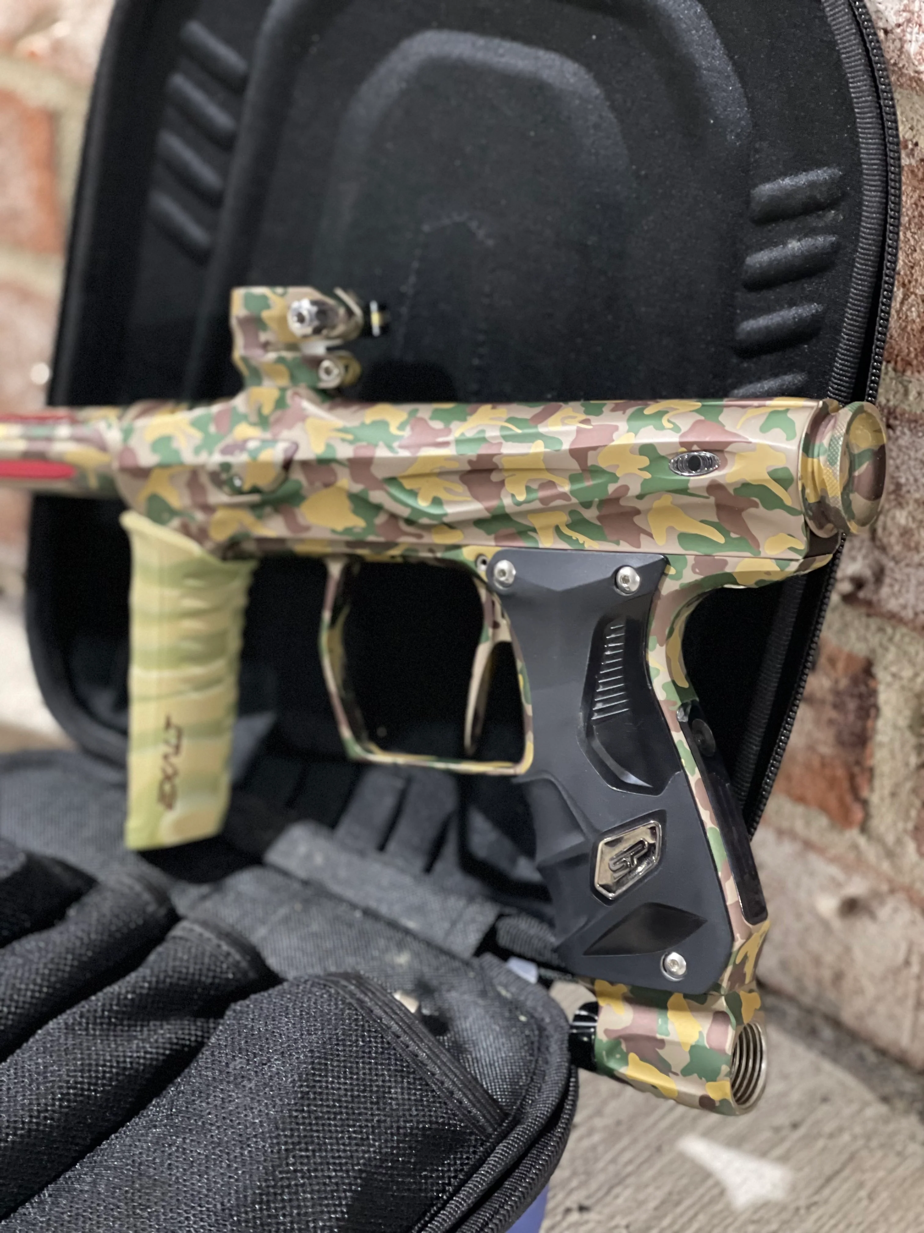 Used SP Shocker Amp Paintball Gun - LE Woodland Camo #1 (Owners Gun) - Image 3