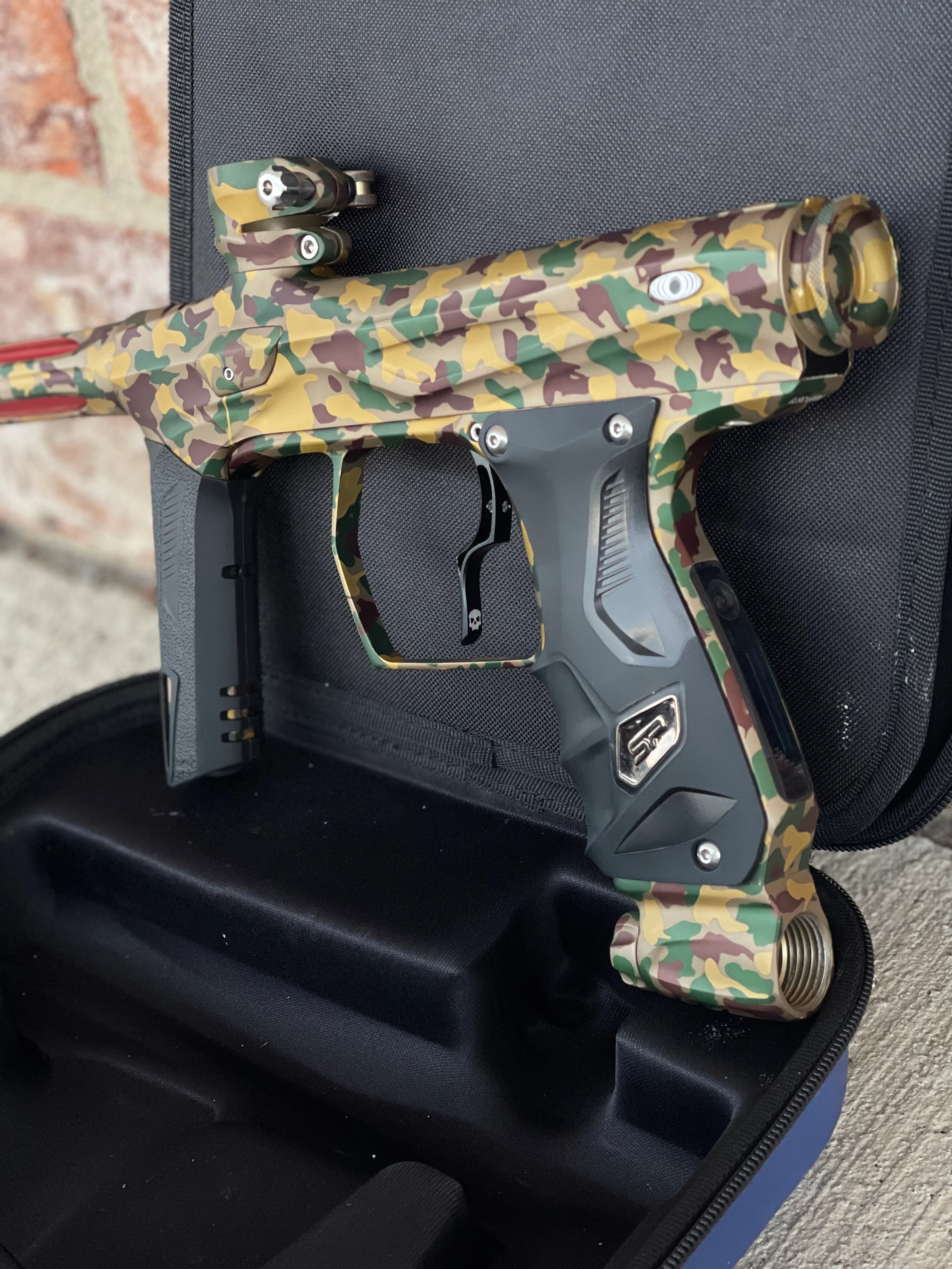 Used SP Shocker Amp Paintball Gun - LE Woodland Camo #10 - Image 2