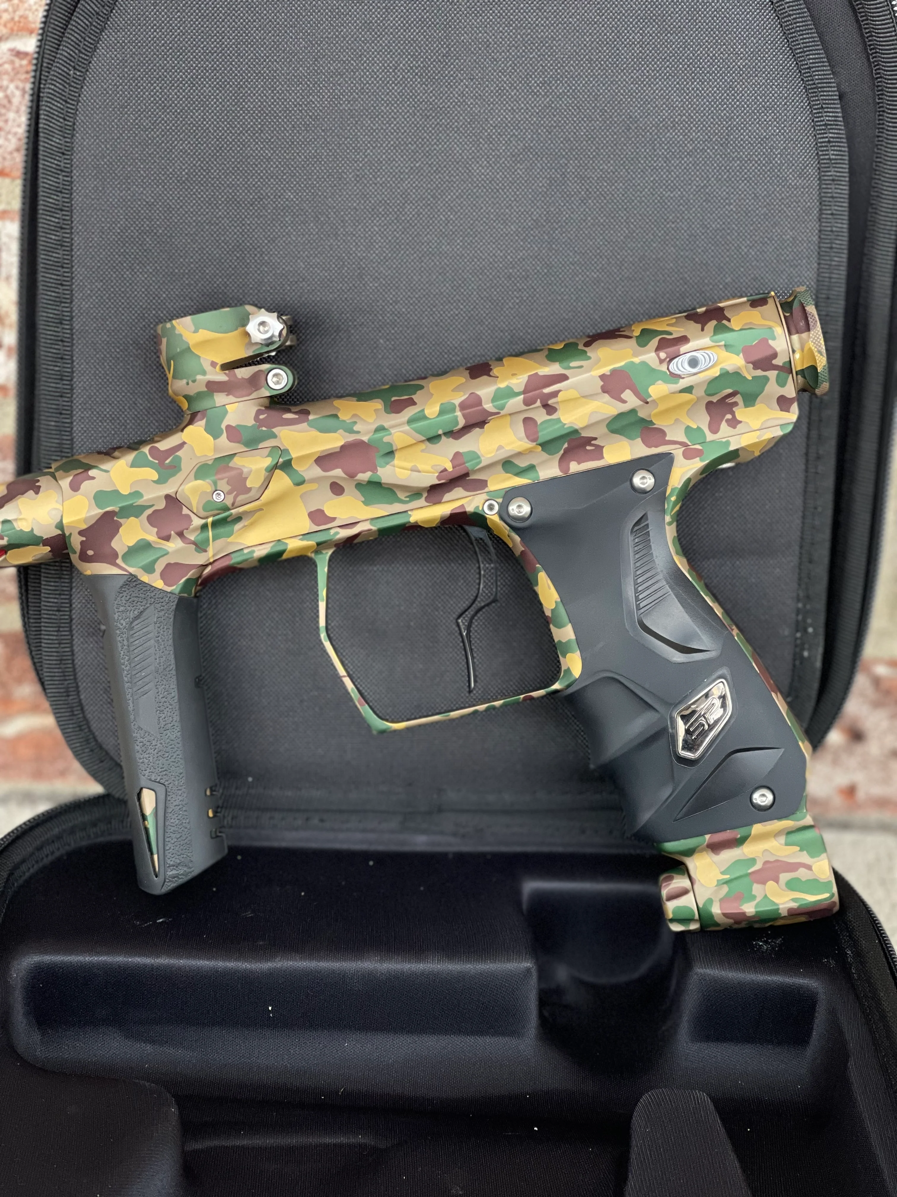 Used SP Shocker Amp Paintball Gun - LE Woodland Camo #10 - Image 6