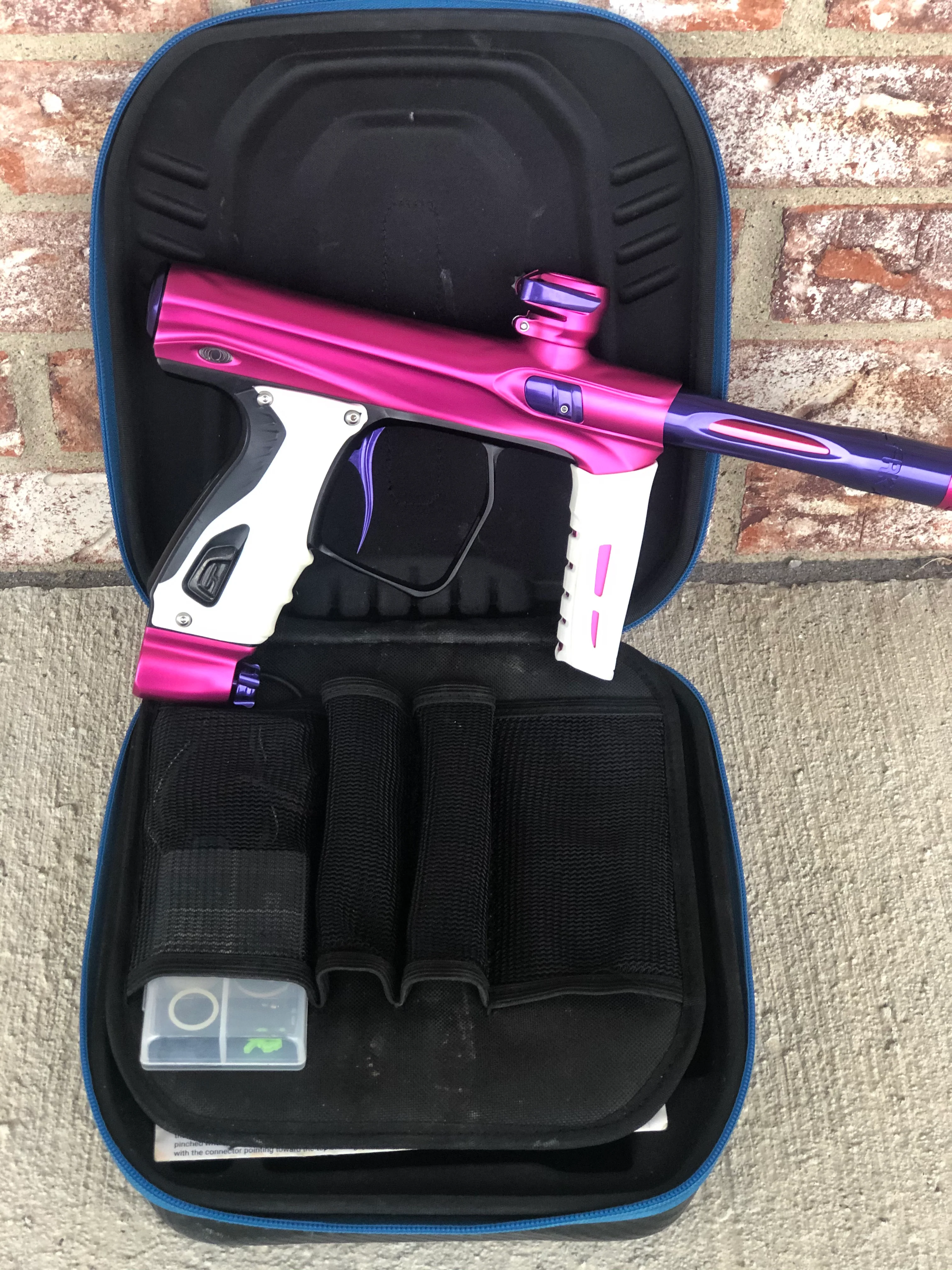 Used SP Shocker XLS Paintball Gun - Pink/Purple - Image 2