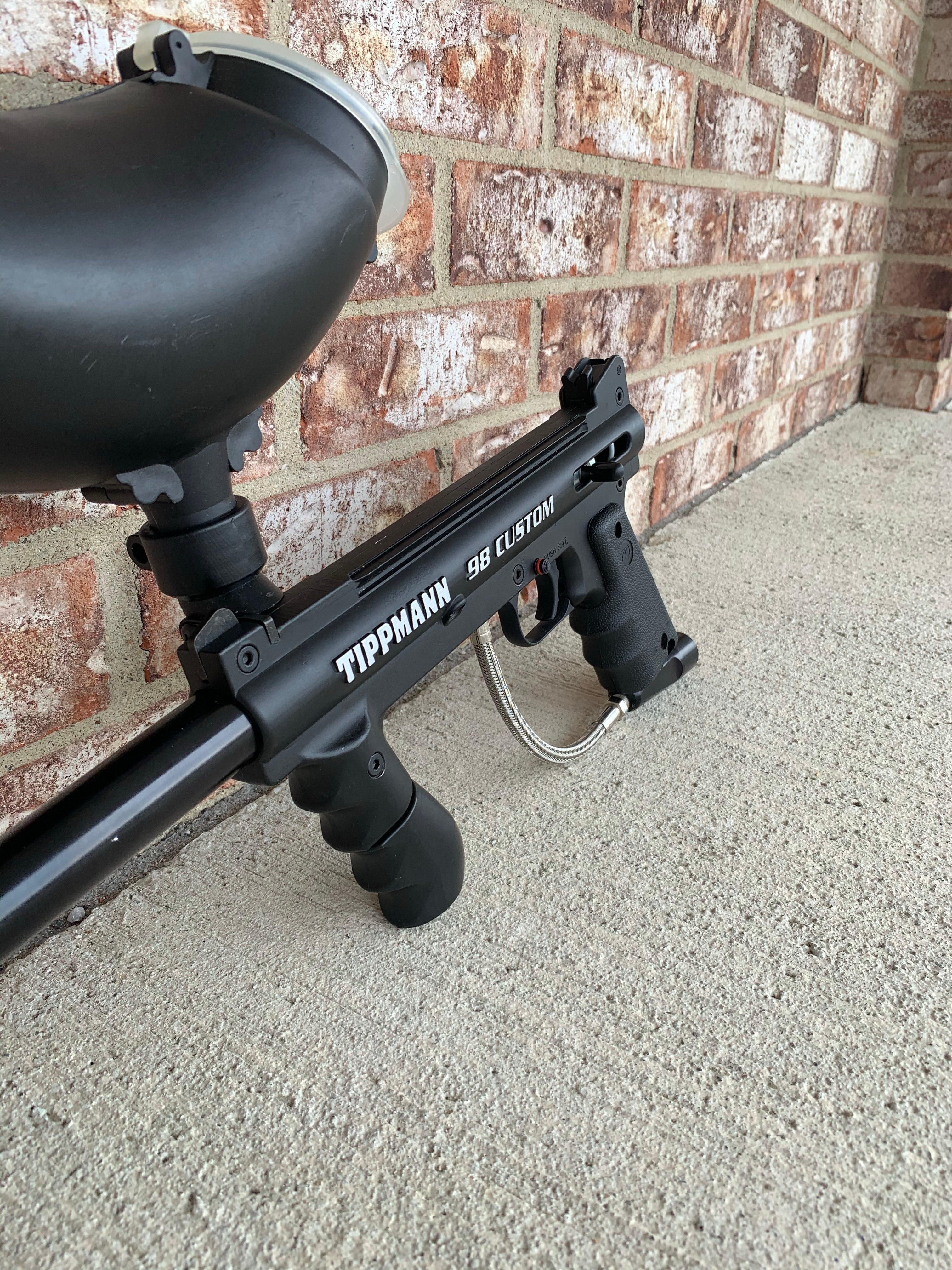 Used Tippmann 98 Custom w/ Loader - Black - Image 4