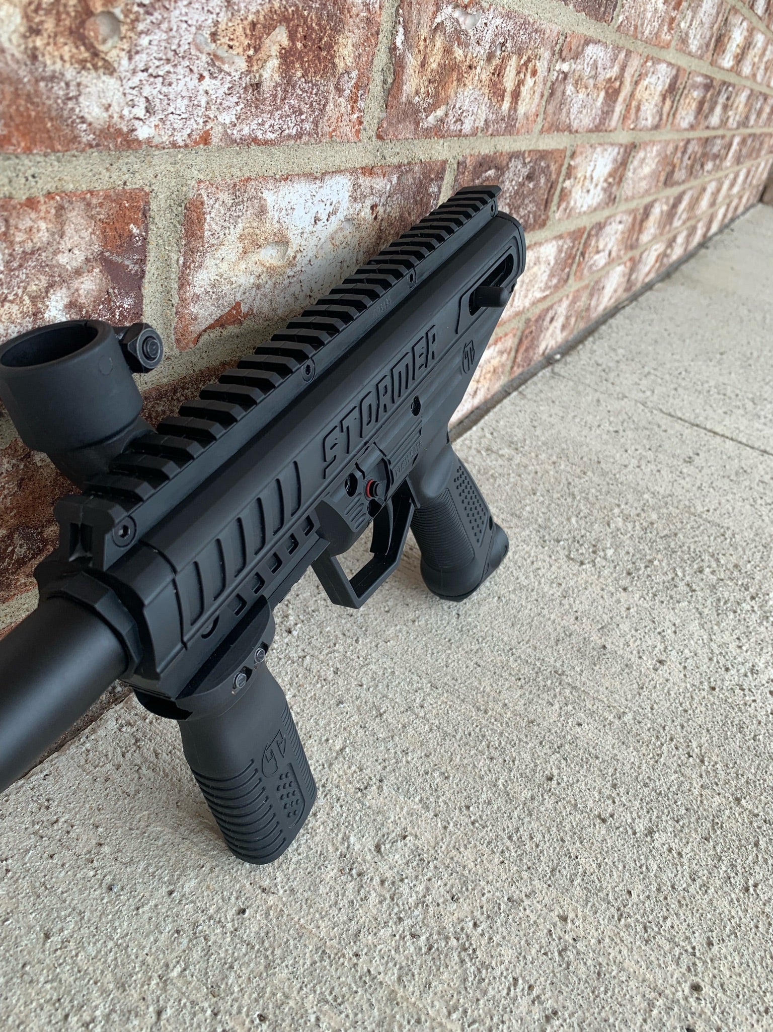 Used Tippmann Stormer Basic Paintball Marker - Image 3
