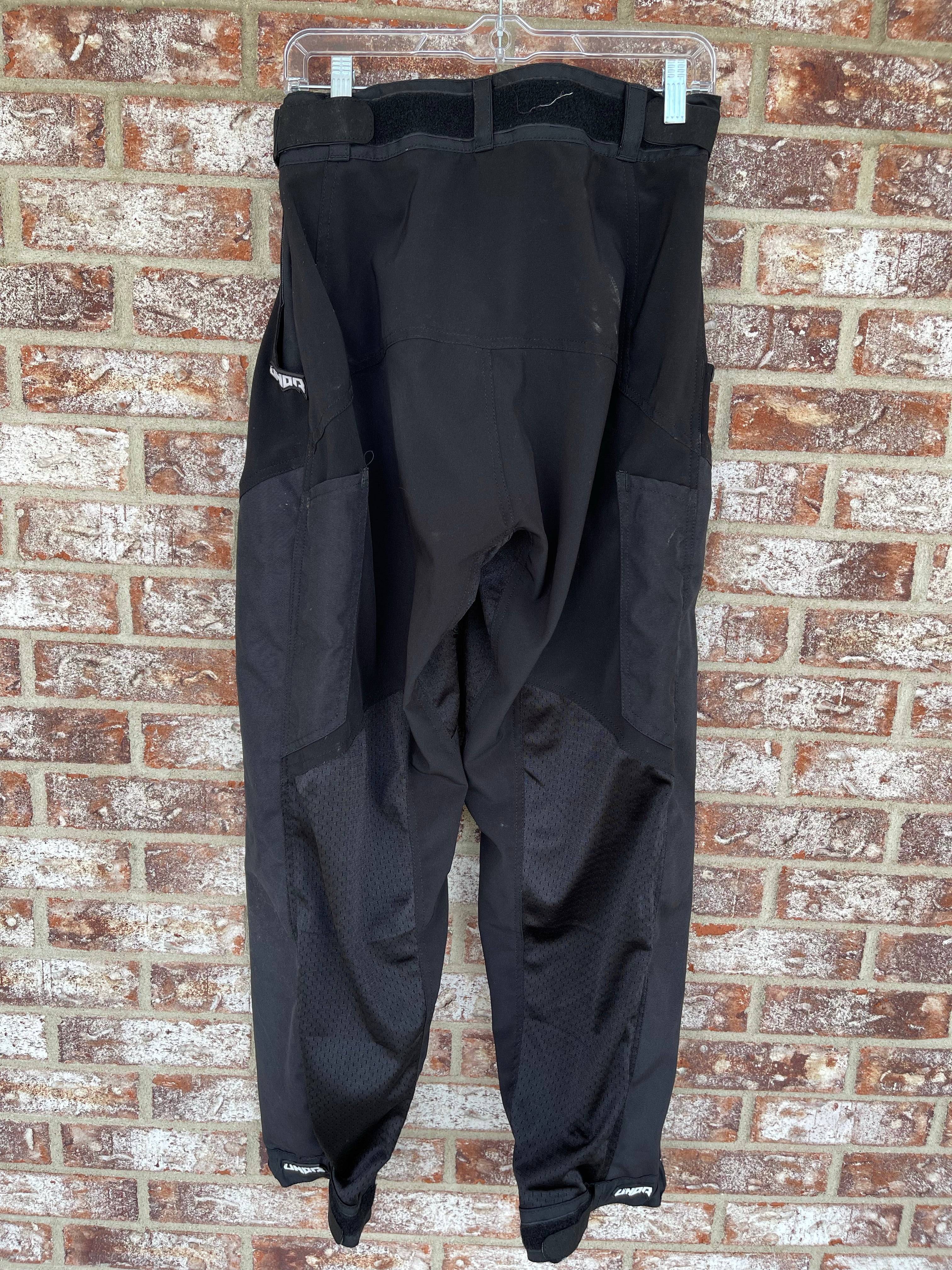 Used Undr Paintball Pants - Black - Large - Image 2