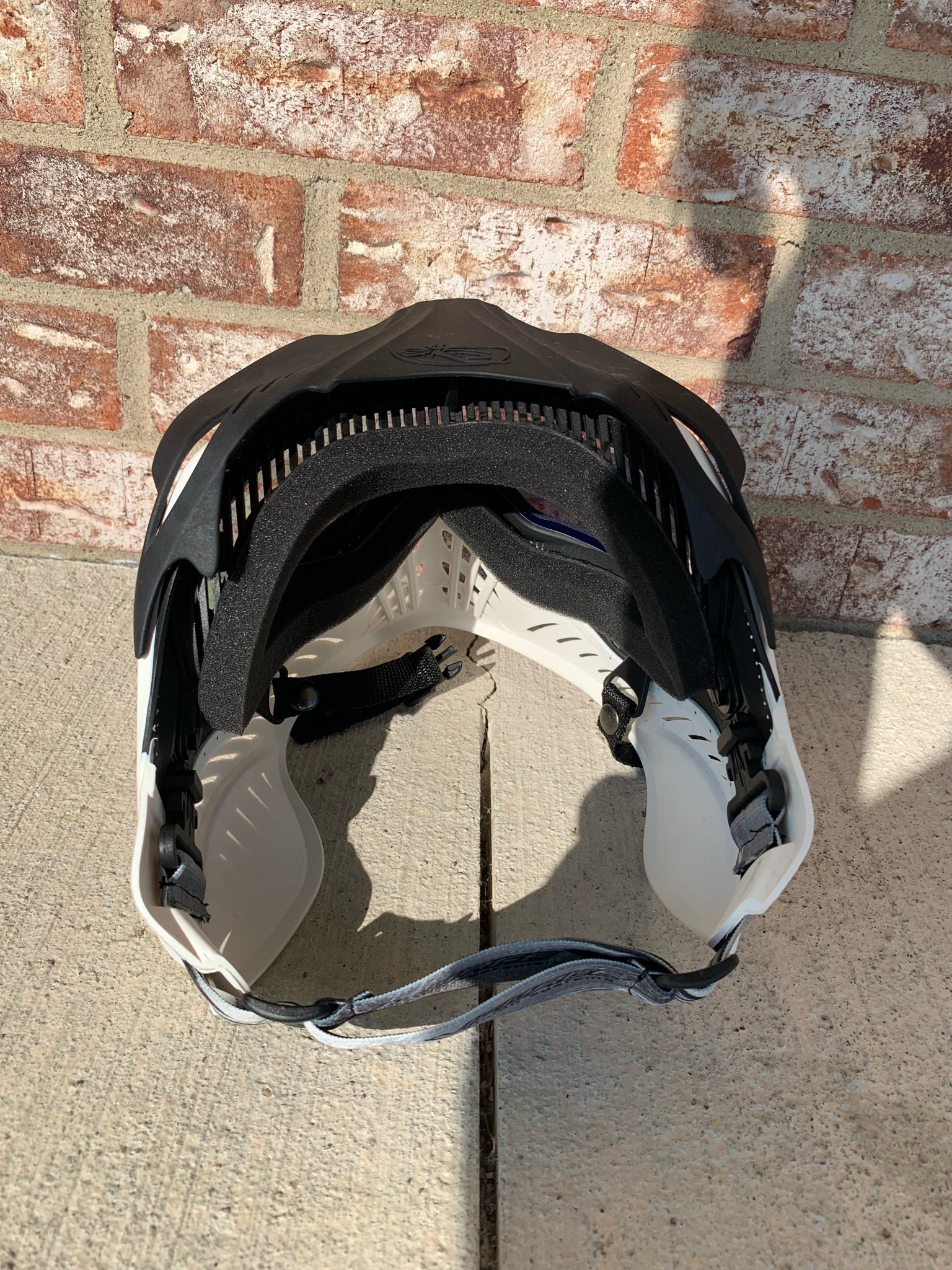 Used V-Force Grill Paintball Mask - White w/ 2 Lenses and HK Army Exo Goggle Case - Image 3