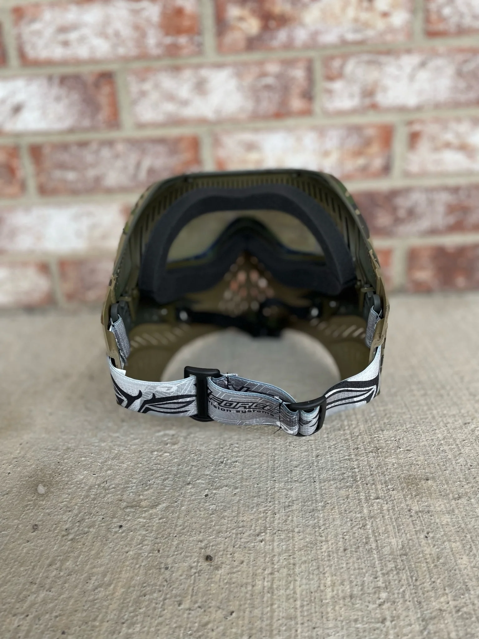 Used V-Force Grill SE Paintball Mask - Woodland Camo w/ 2 Lenses, Visor, and Soft Goggle Bag - Image 5