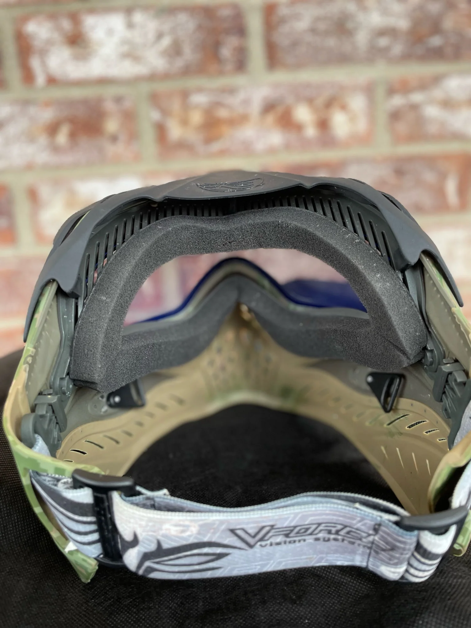 Used V-Force Grill SE Paintball Mask - Digital Camo w/ Visor and Soft goggle bag - Image 5