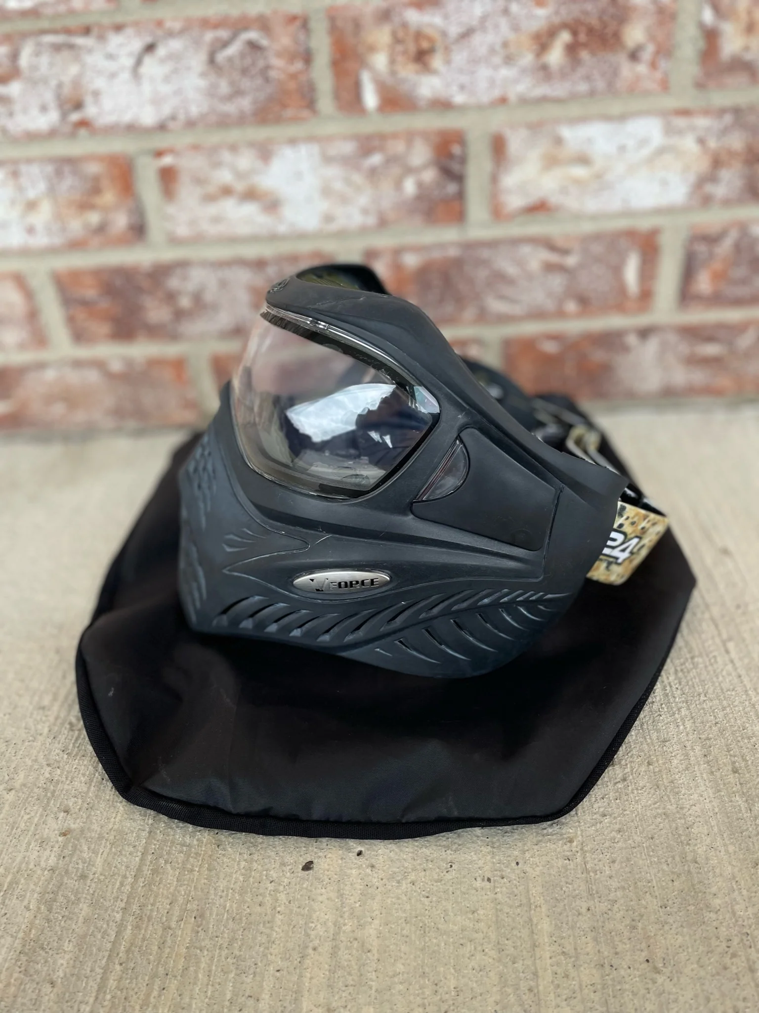 Used V-Force Grills Paintball Mask - Black - 2 lenses - Soft Goggle Bag - Visor - Extra Goggle Strap - Image 2