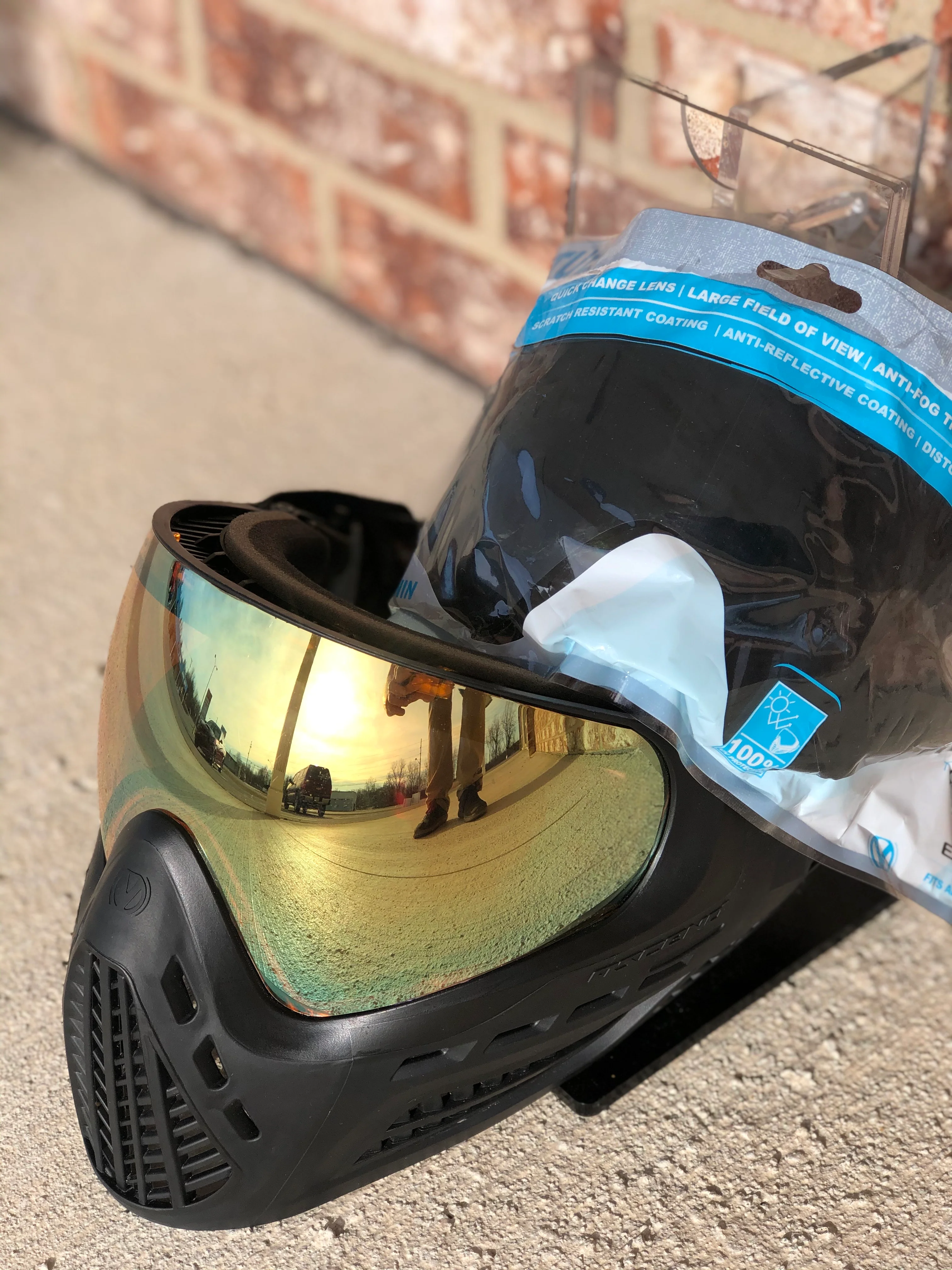 Used Virtue Ascend Paintball Mask - Black w/ Smoke & Gold Mirror Lens - Image 2