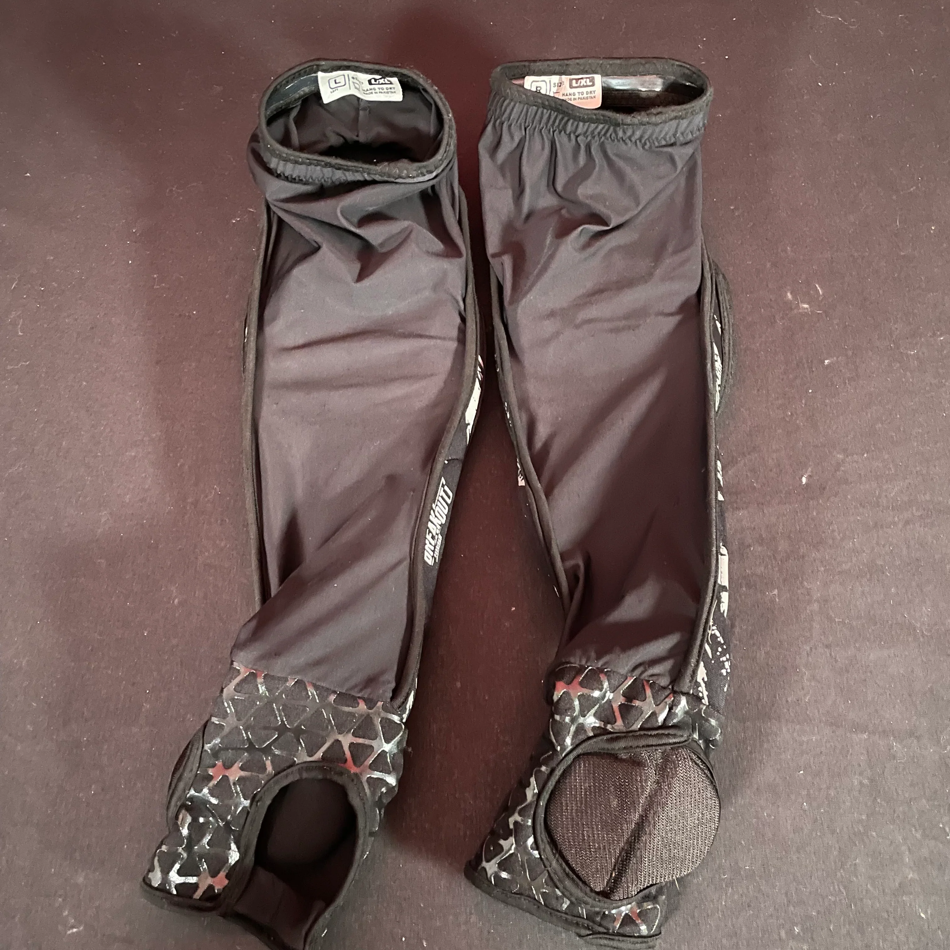 Used Virtue Breakout Elbow Pads - Size L/XL - Image 2