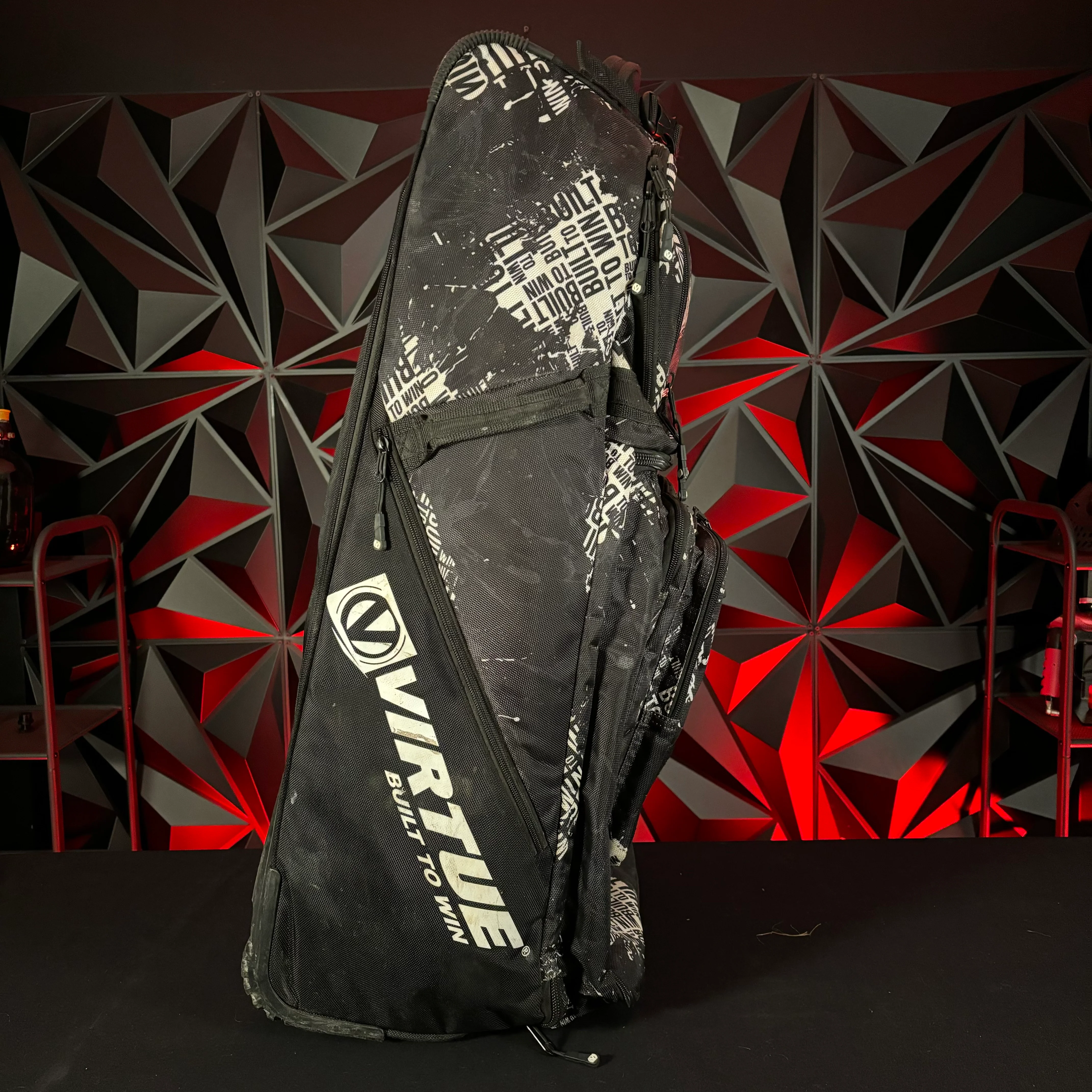 Used Virtue High Roller Gear Bag - Image 3