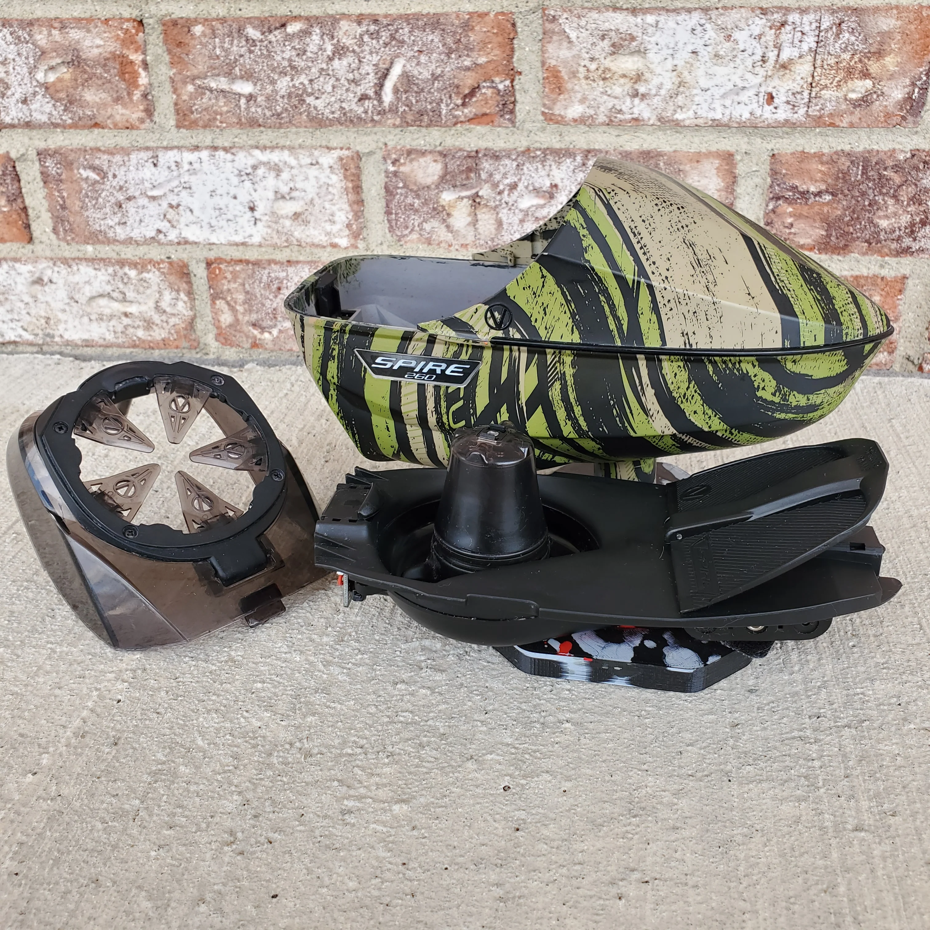 Used Virtue Spire 260 Paintball Loader - Tiger Stripe - Image 4