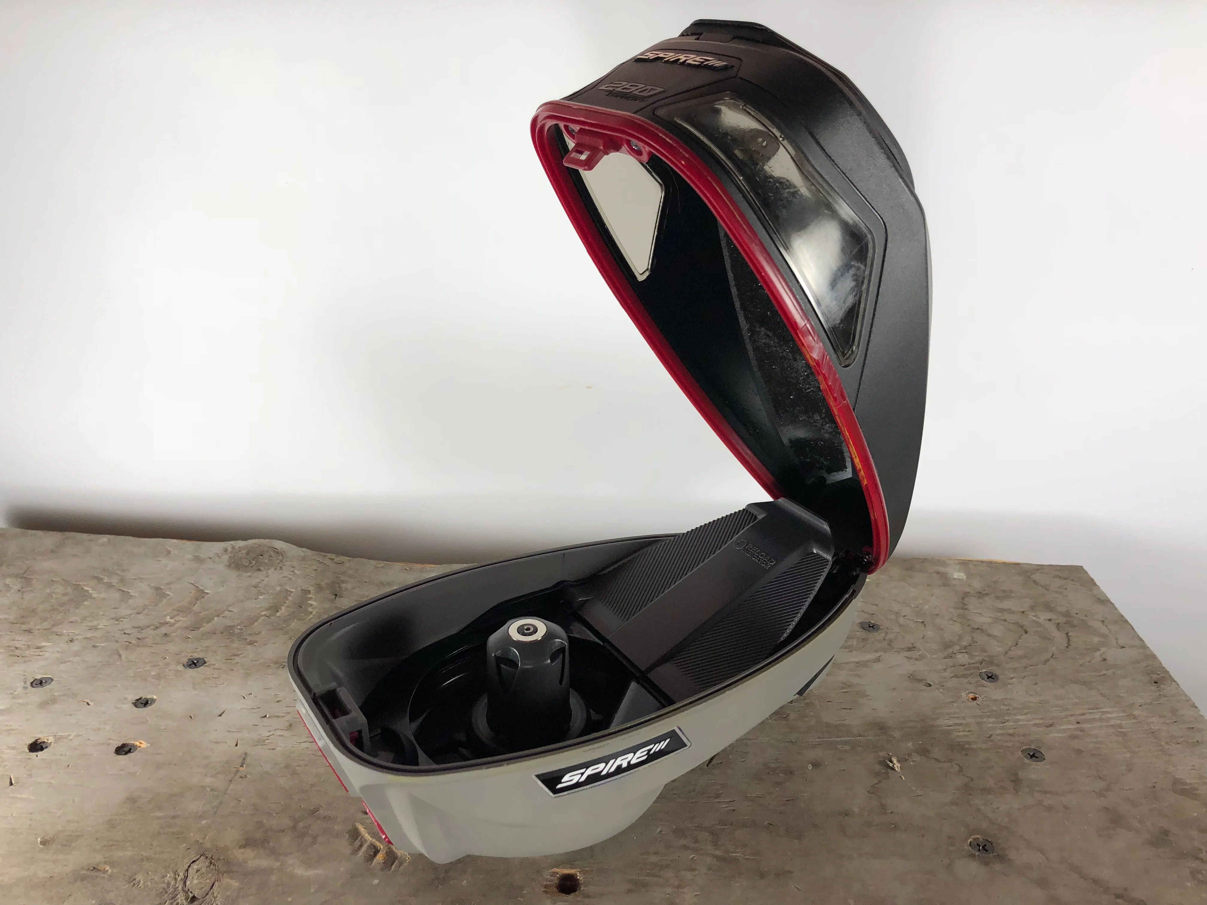 Used Virtue Spire 280 Paintball Loader with speed feed - Black/Gray/Red - Image 2