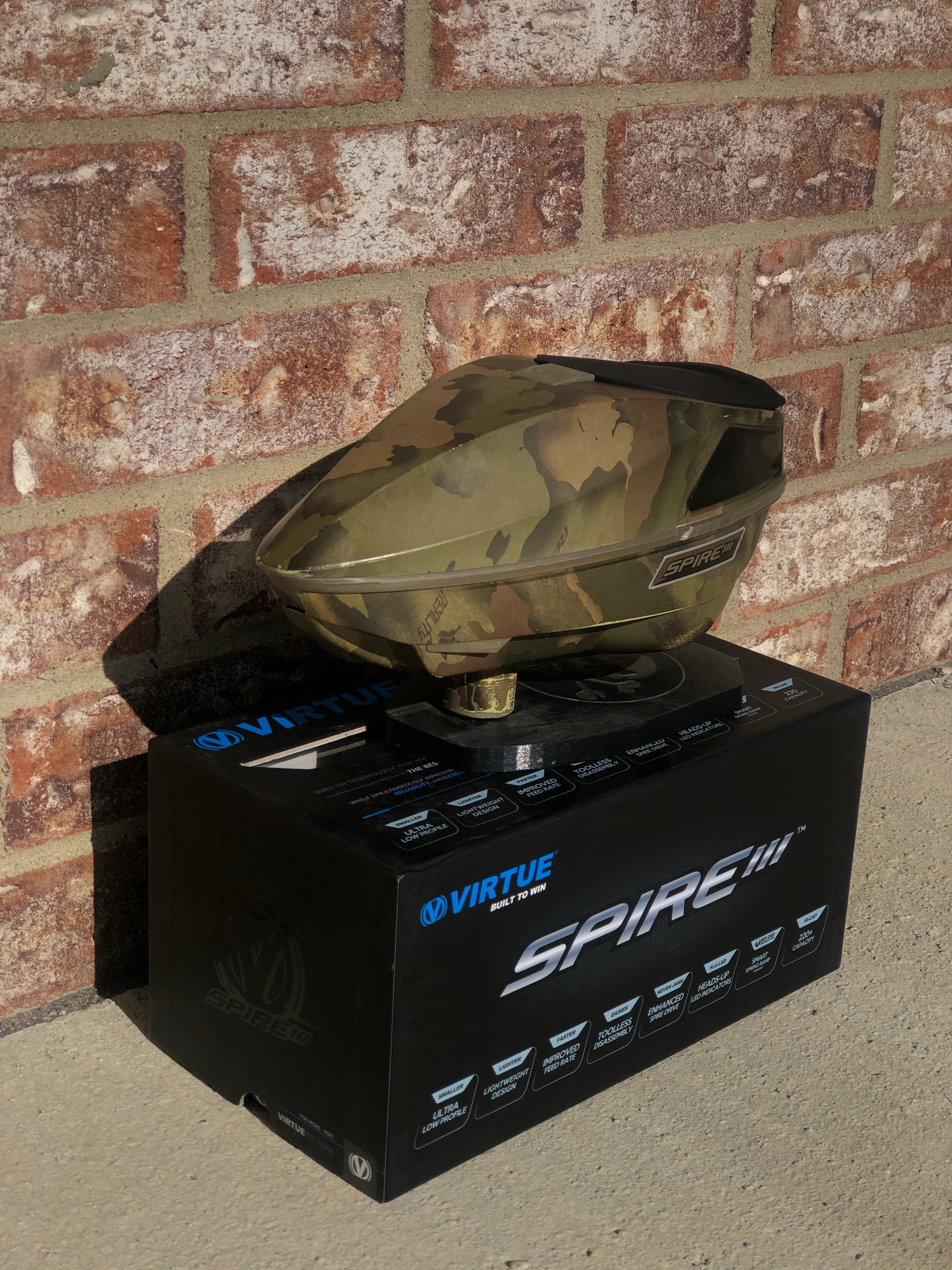 Used Virtue Spire 3 Paintball Loader - Camo - Image 3