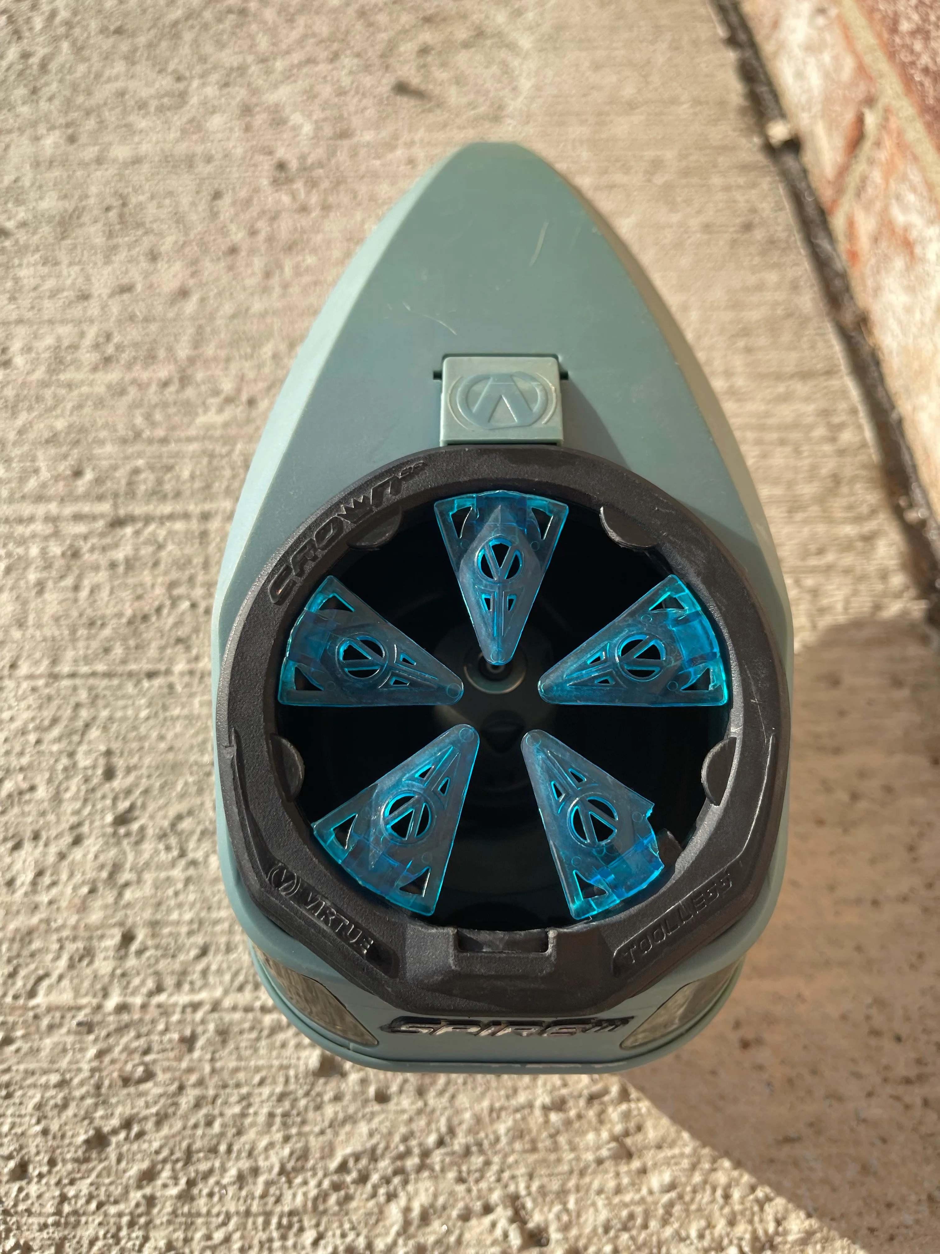 Used Virtue Spire 3 Paintball Loader - Dark Slate Blue w/ Cyan Virtue Crown SFII Speedfeed - Image 3