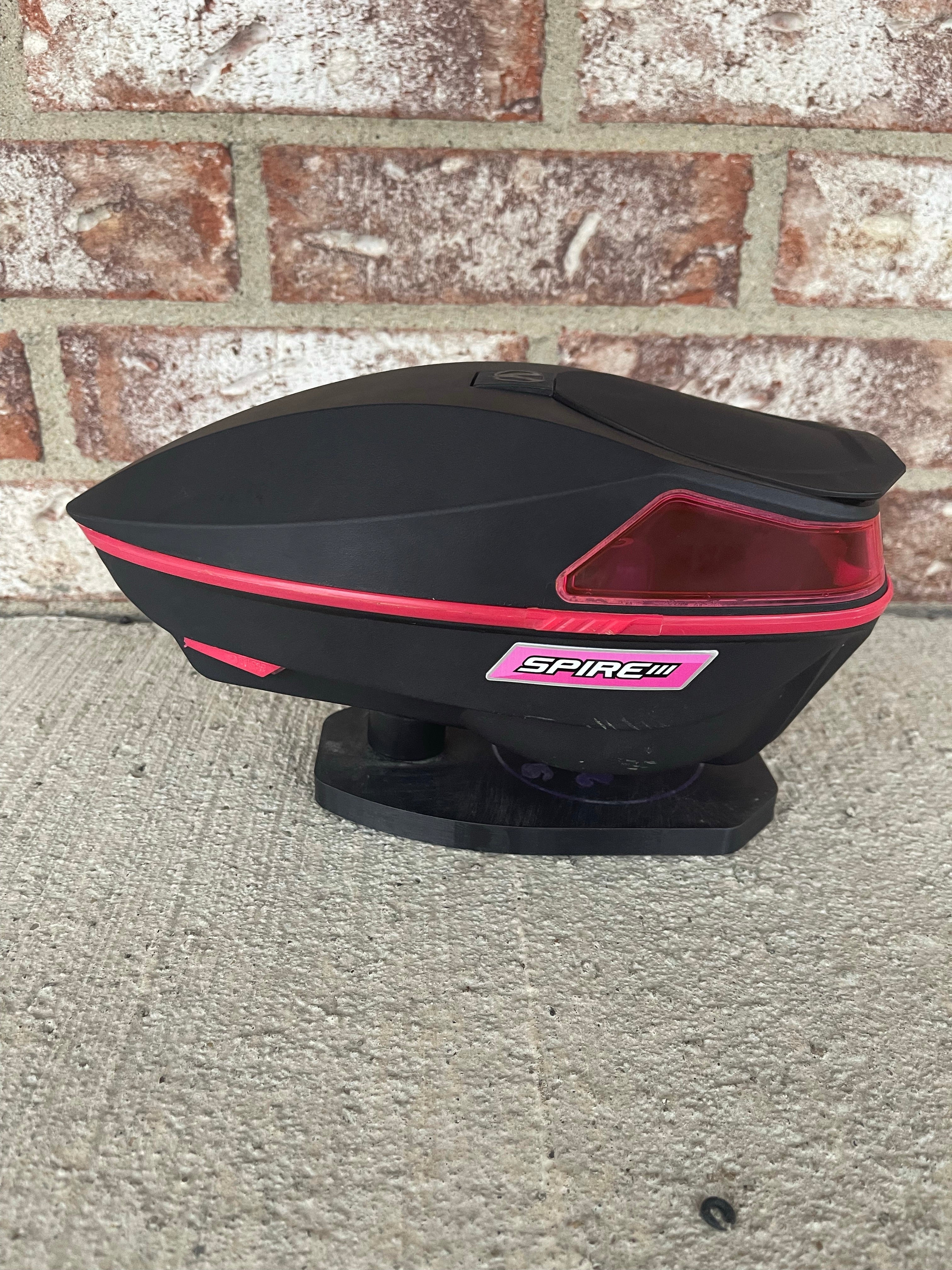 Used Virtue Spire 3 Paintball Loader - Grey with Pink Color Kit - Image 2