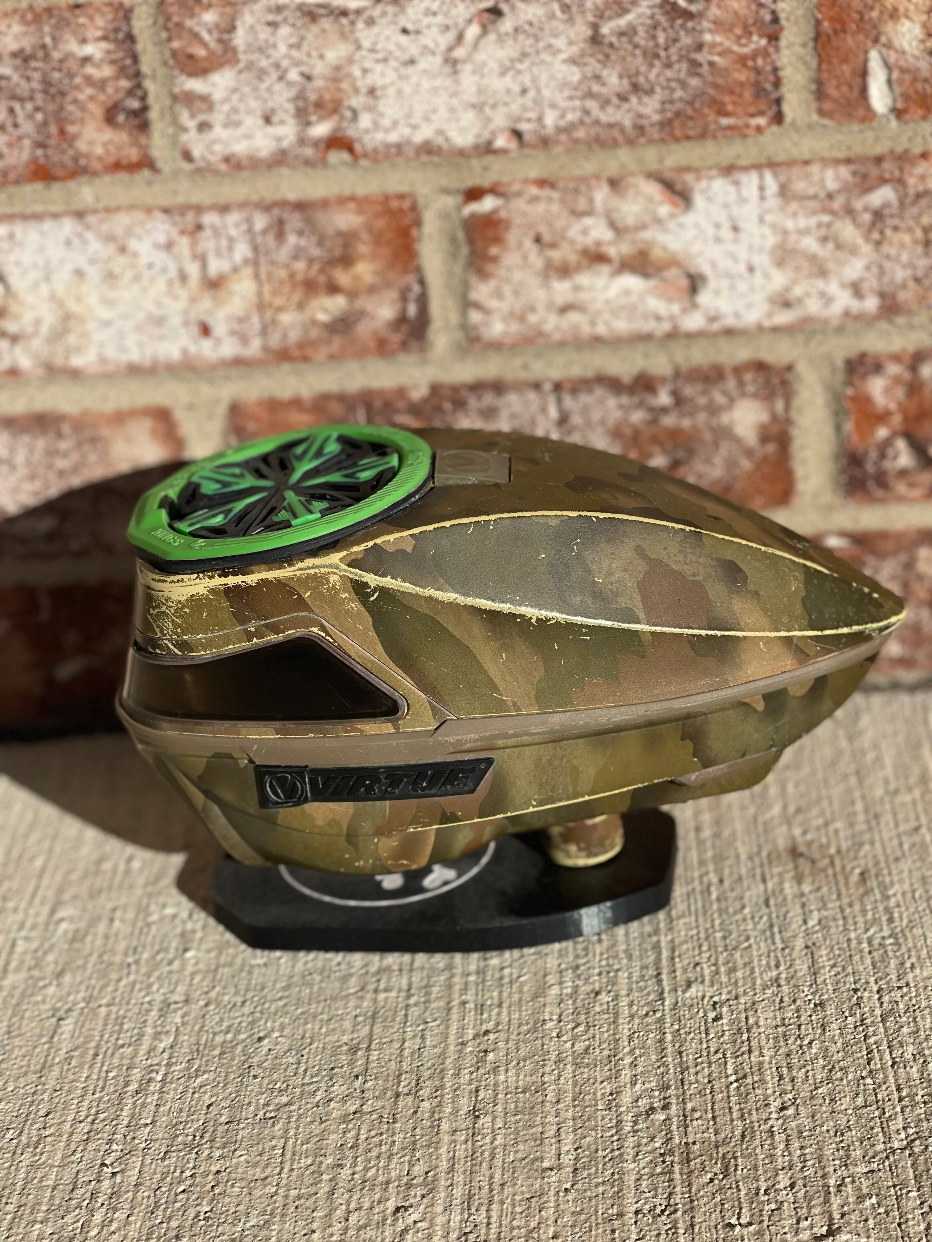 Used Virtue Spire 4 Paintball Loader - Reality Brush Camo 280 w/ NTR Speedfeed - Image 2