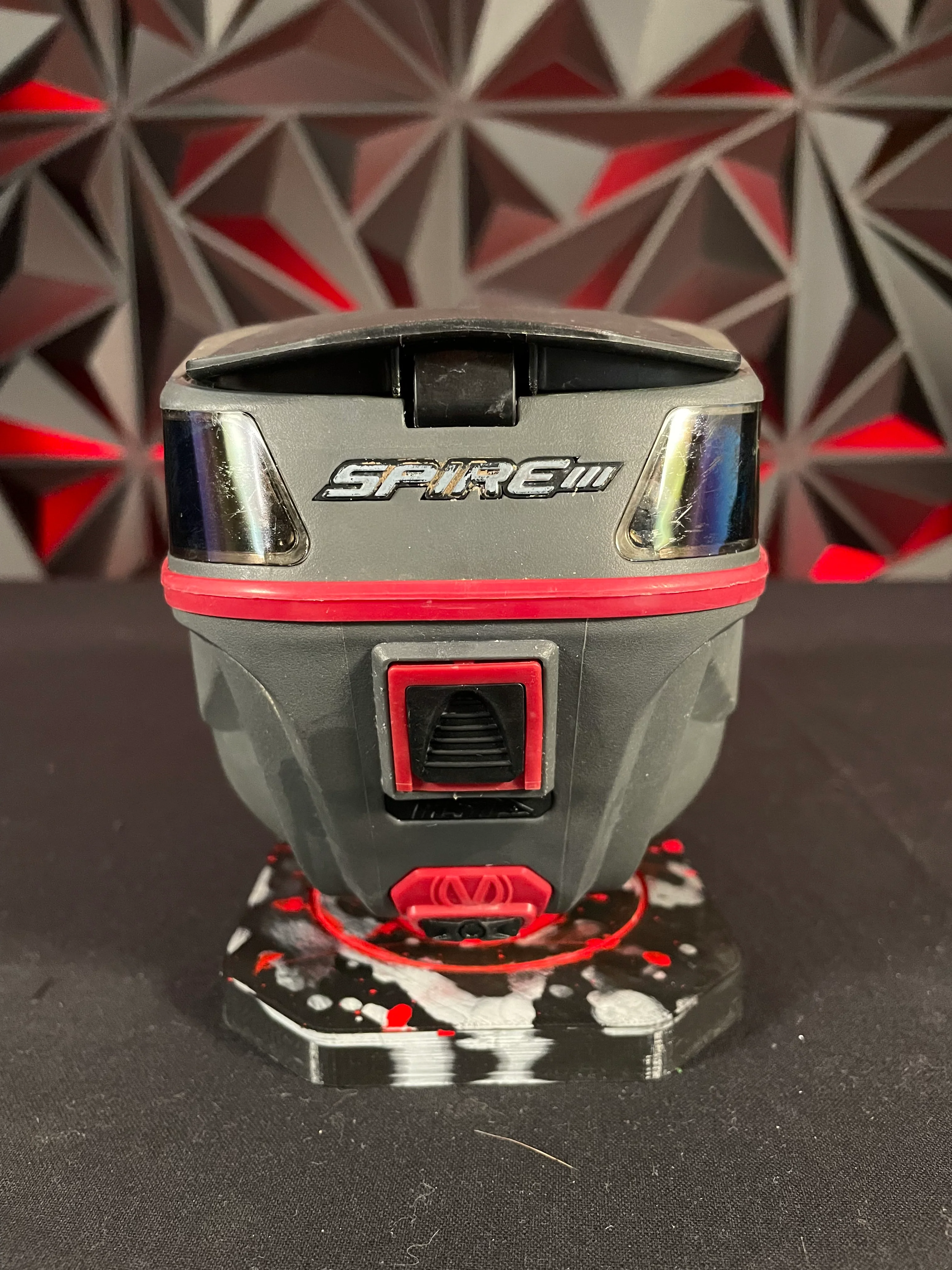 Used Virtue Spire 3 Paintball Loader - Slate Grey/Red (Fire) w/ Rain Lid - Image 4