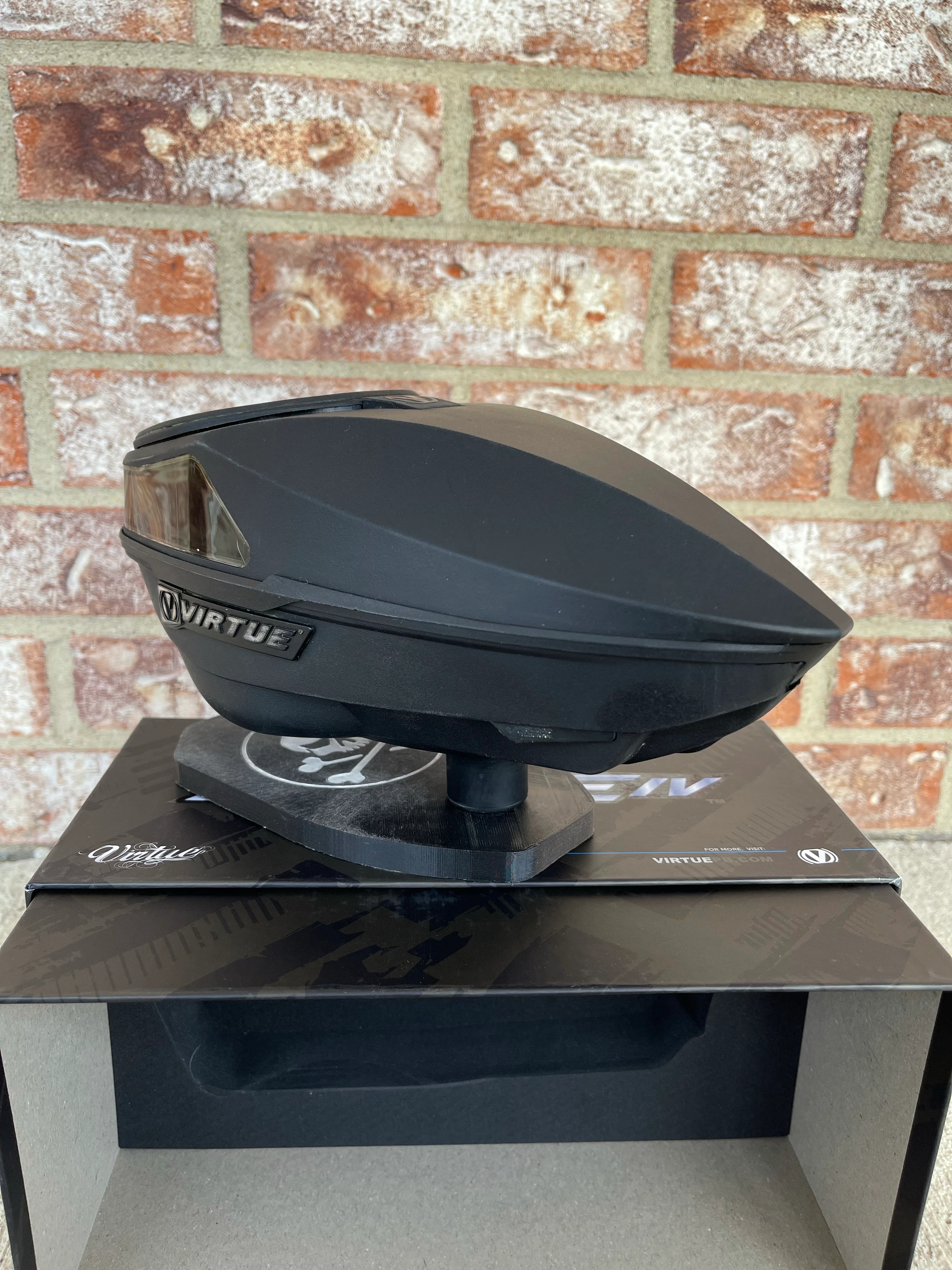 Used Virtue Spire 4 Paintball Loader - Black - Image 2