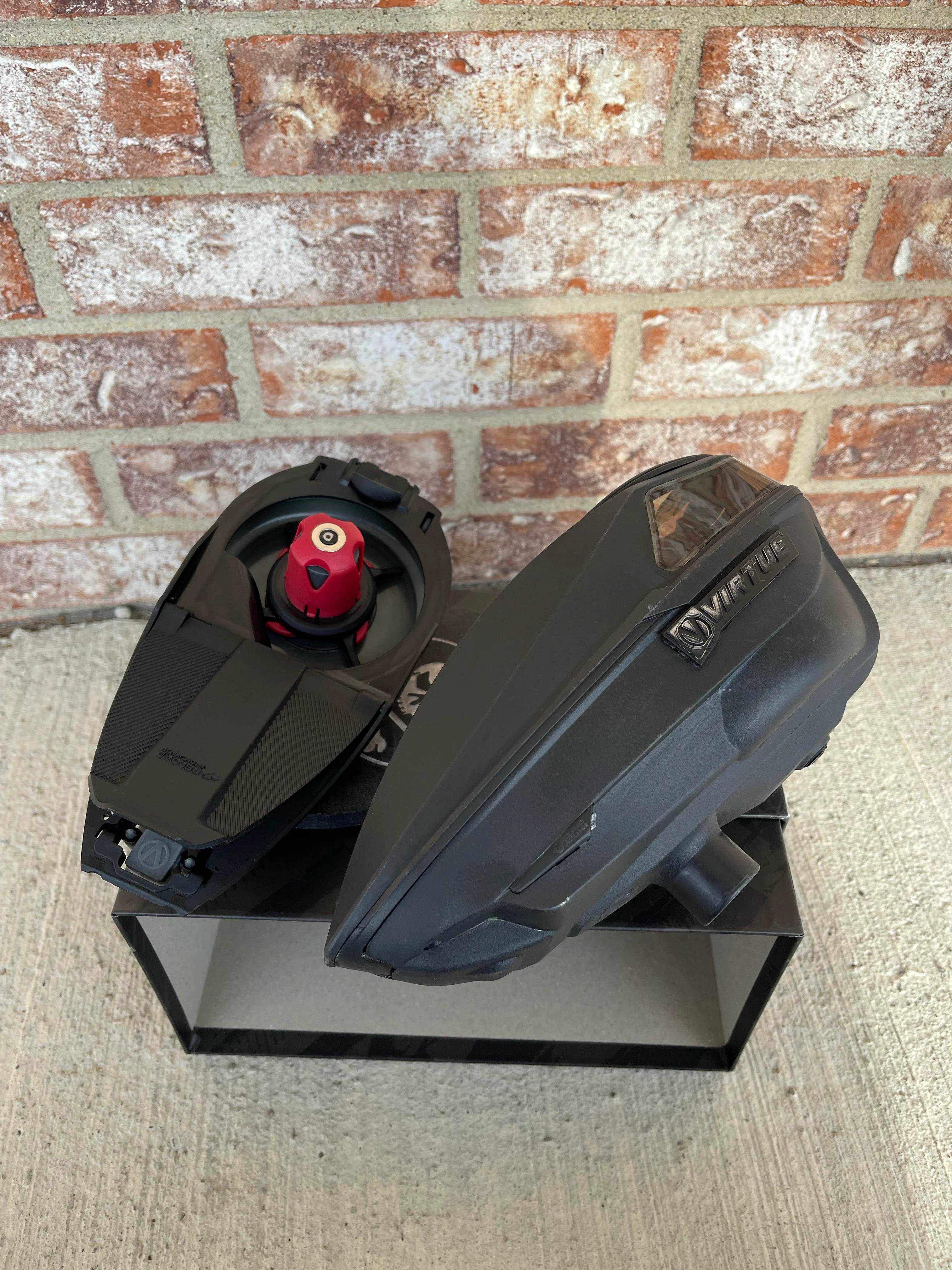 Used Virtue Spire 4 Paintball Loader - Black - Image 4