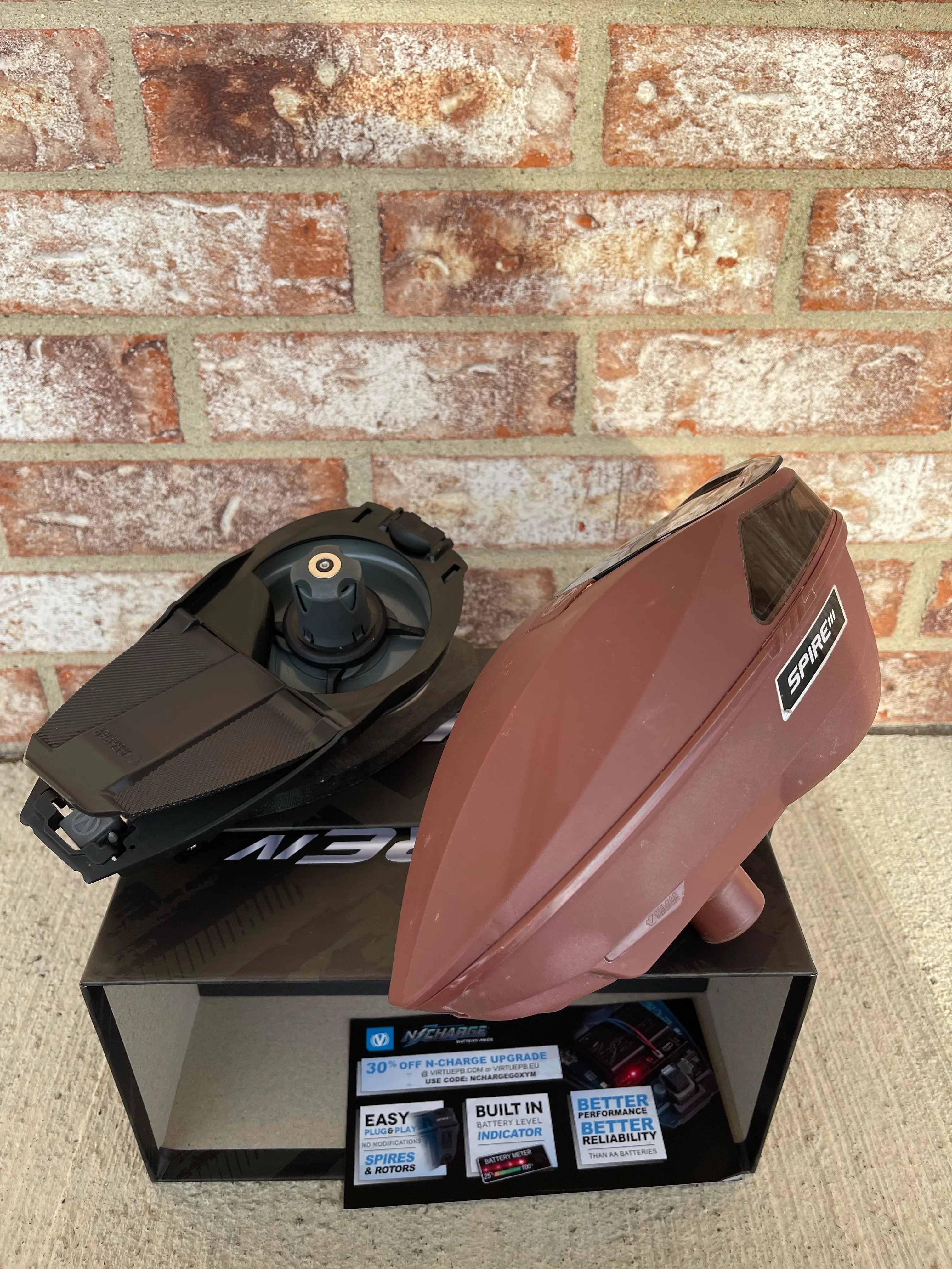 Used Virtue Spire 3 Paintball Loader - Brick Red - Image 4