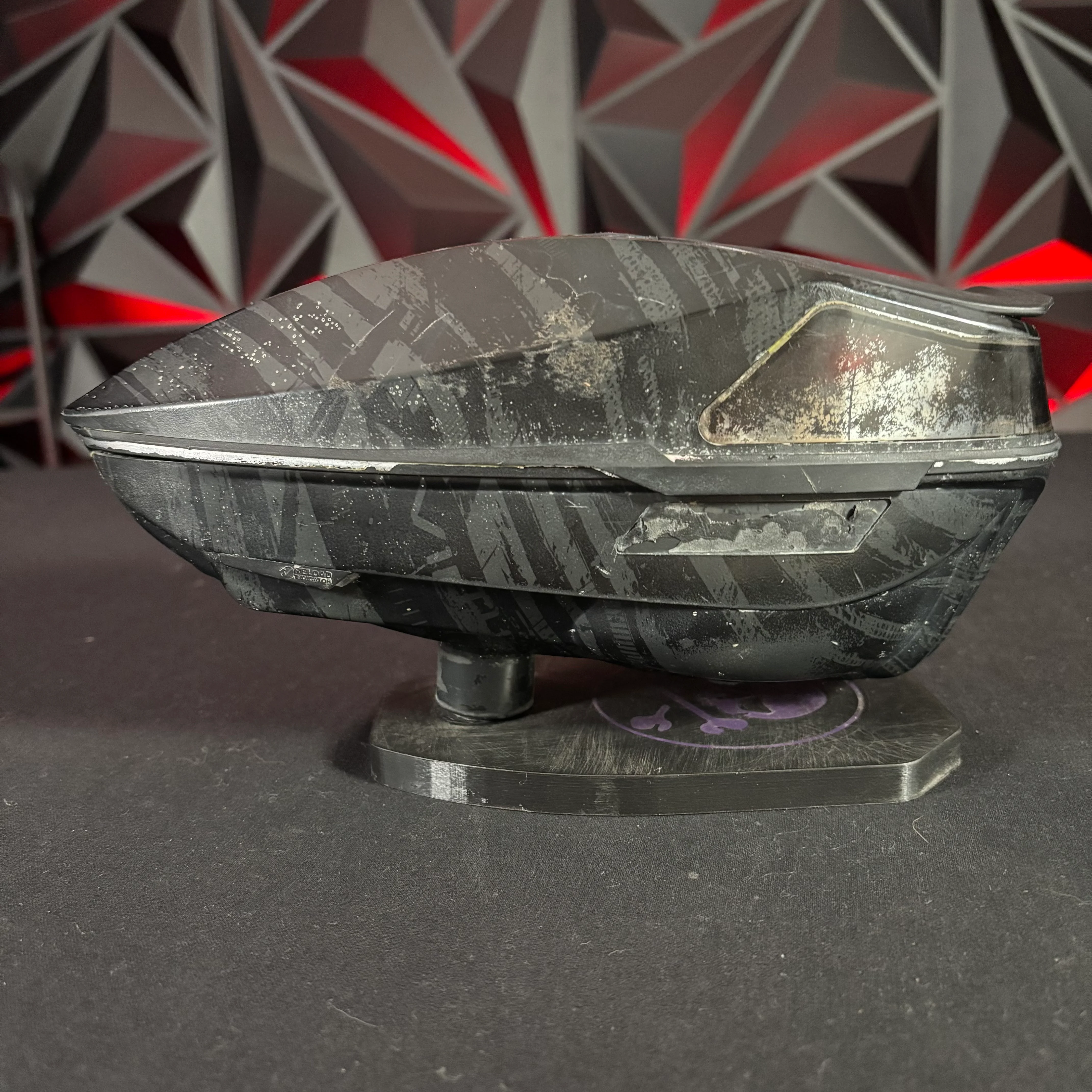 Used Virtue Spire 4 Paintball Loader - Graphic Chrome - Image 2