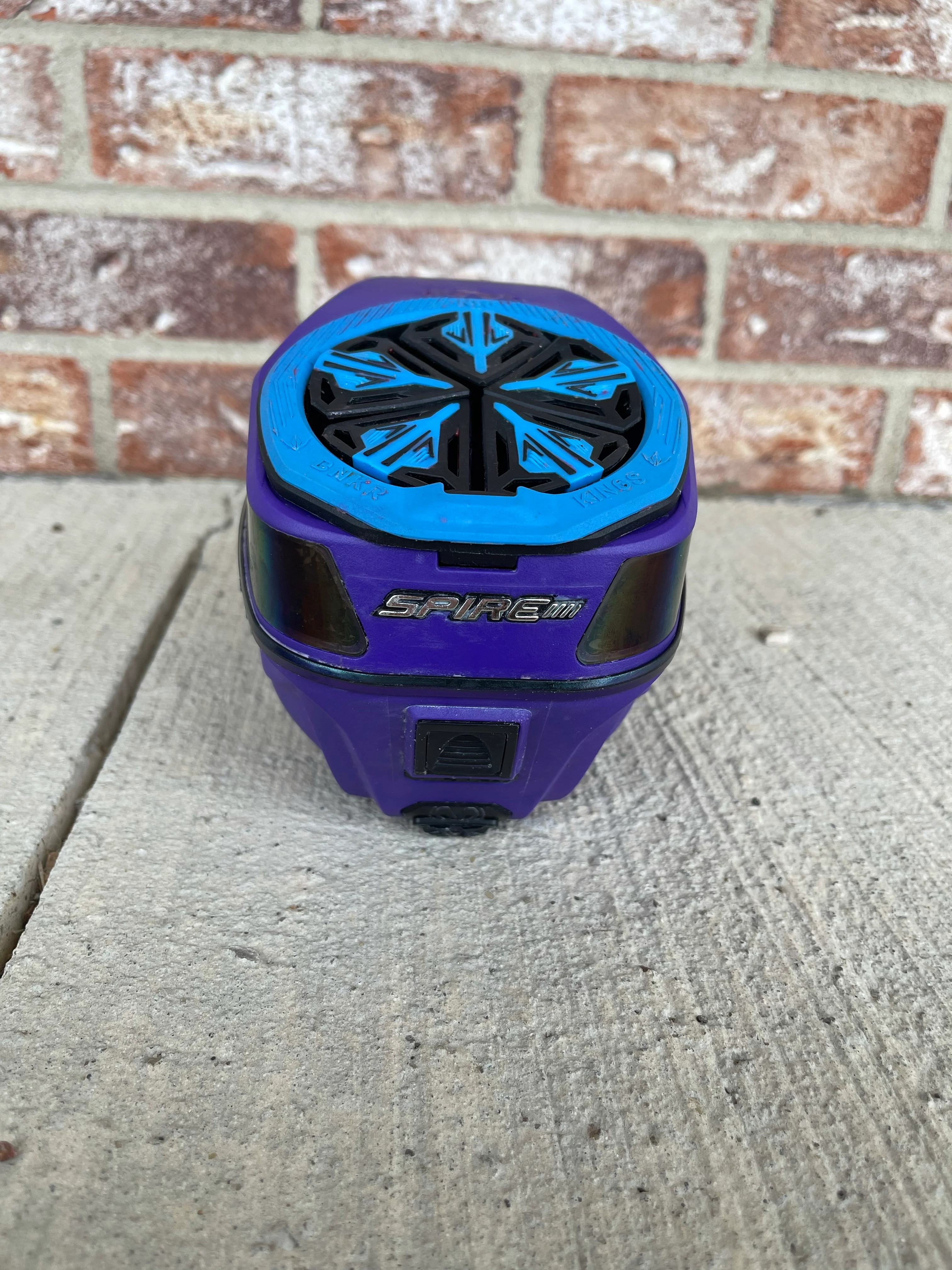 Used Virtue Spire 4 Paintball Loader - Purple - Image 3
