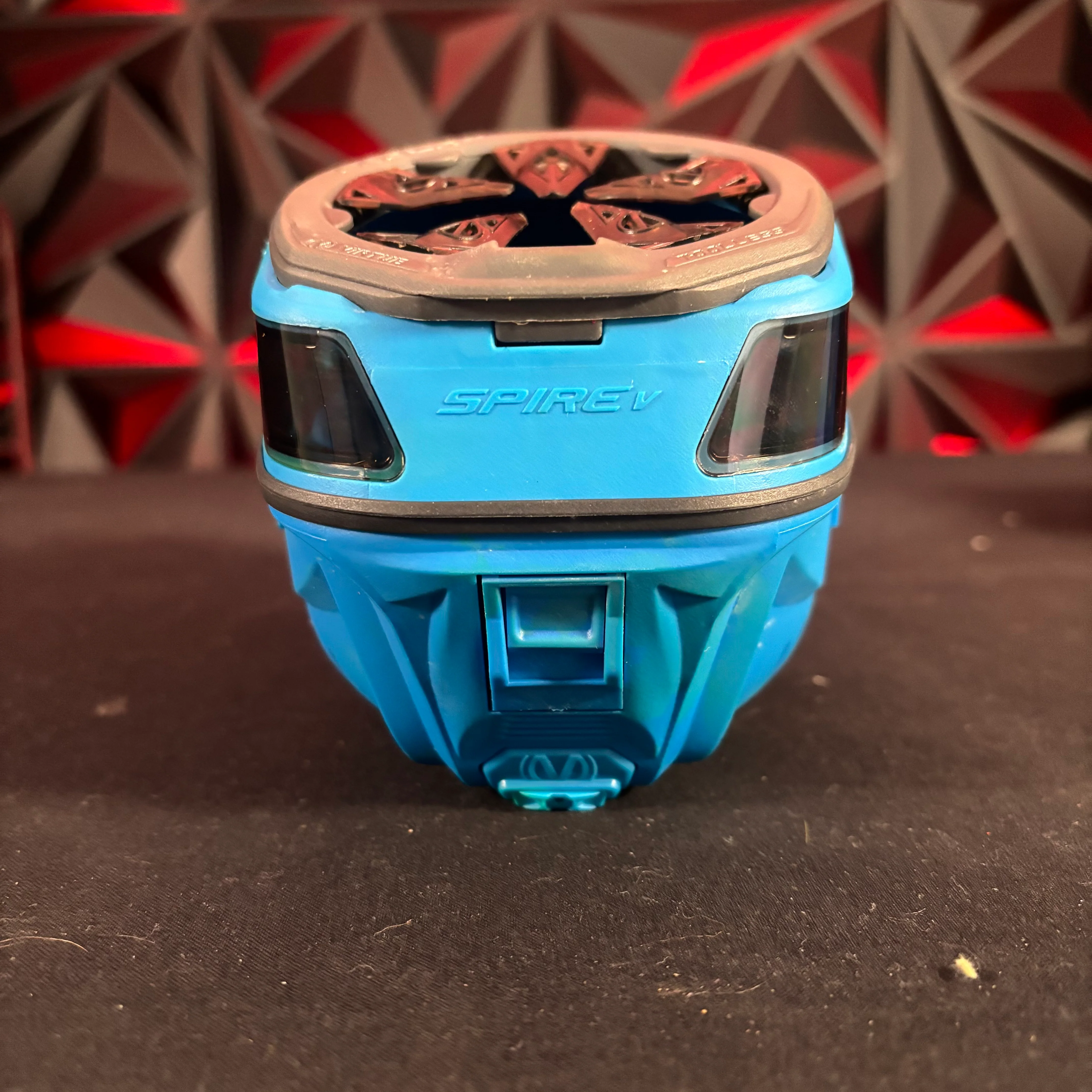 Used Virtue Spire 5 Paintball Loader - Blue Ice /w black accents - Image 3