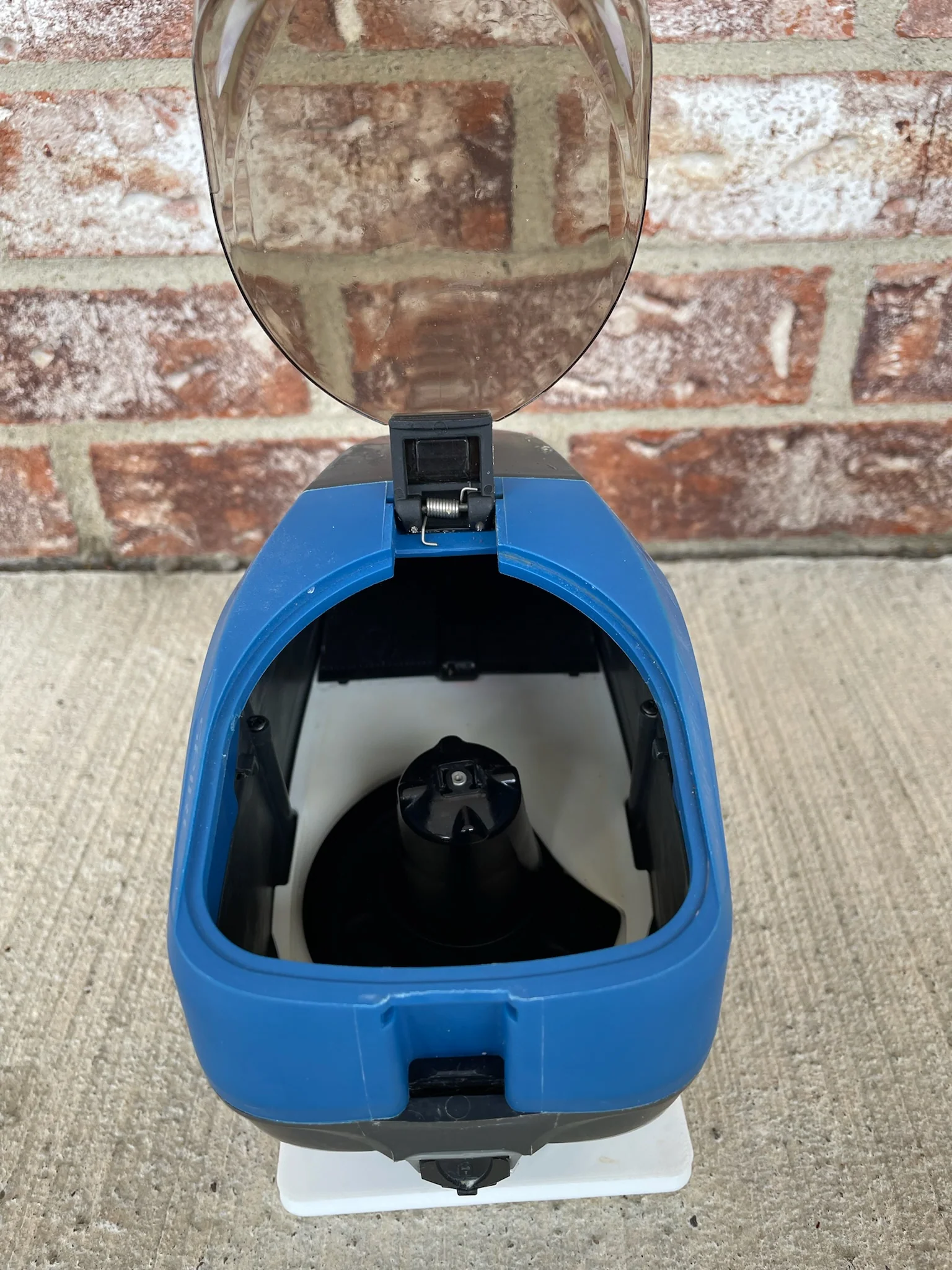 Used Virtue Spire IR Paintball Loader - Black/Blue - Image 5