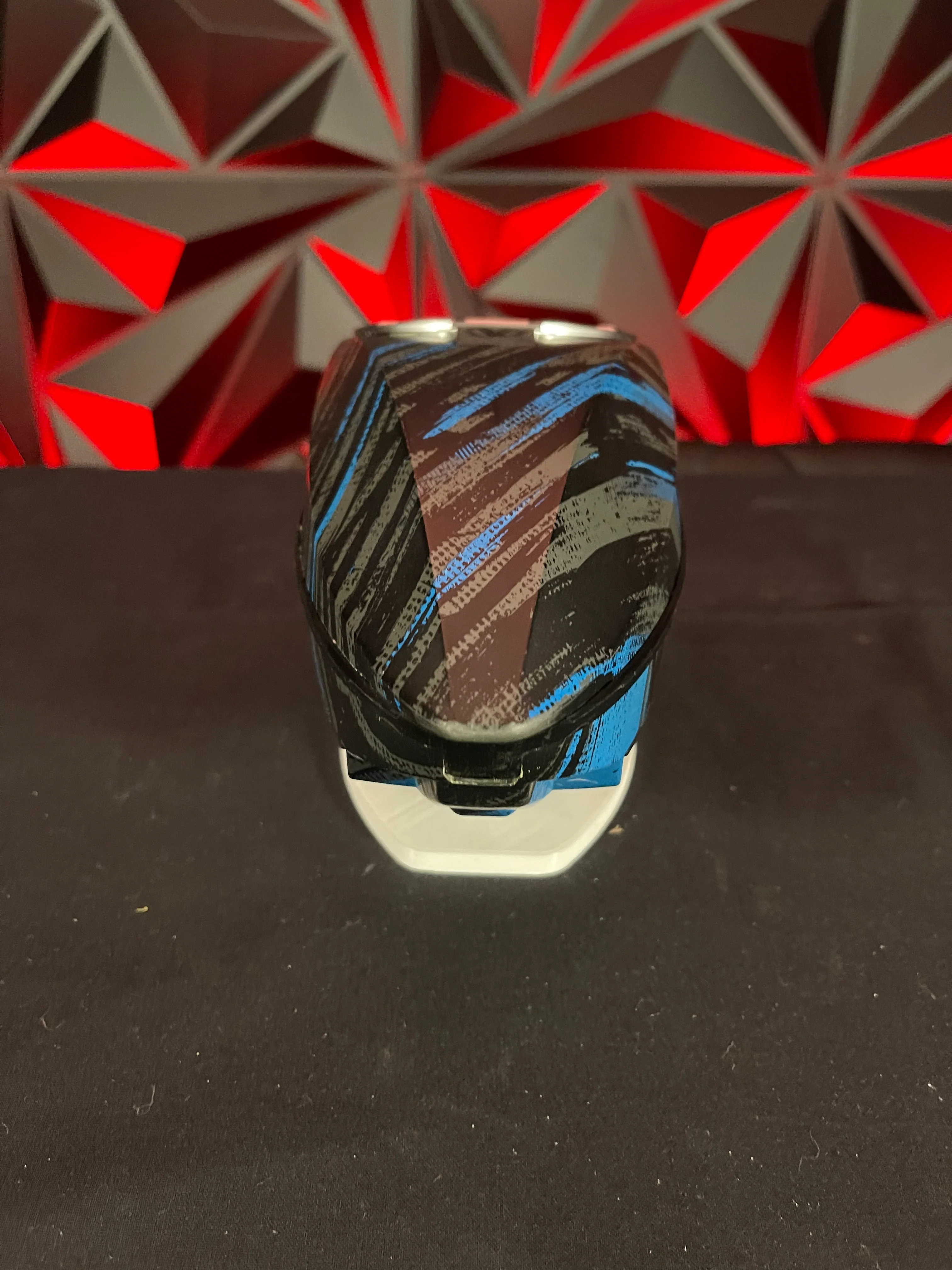 Used Virtue Spire 3 Paintball Loader - Graphic Blue w/HK Army Evo Pro Speedfeed - Image 4