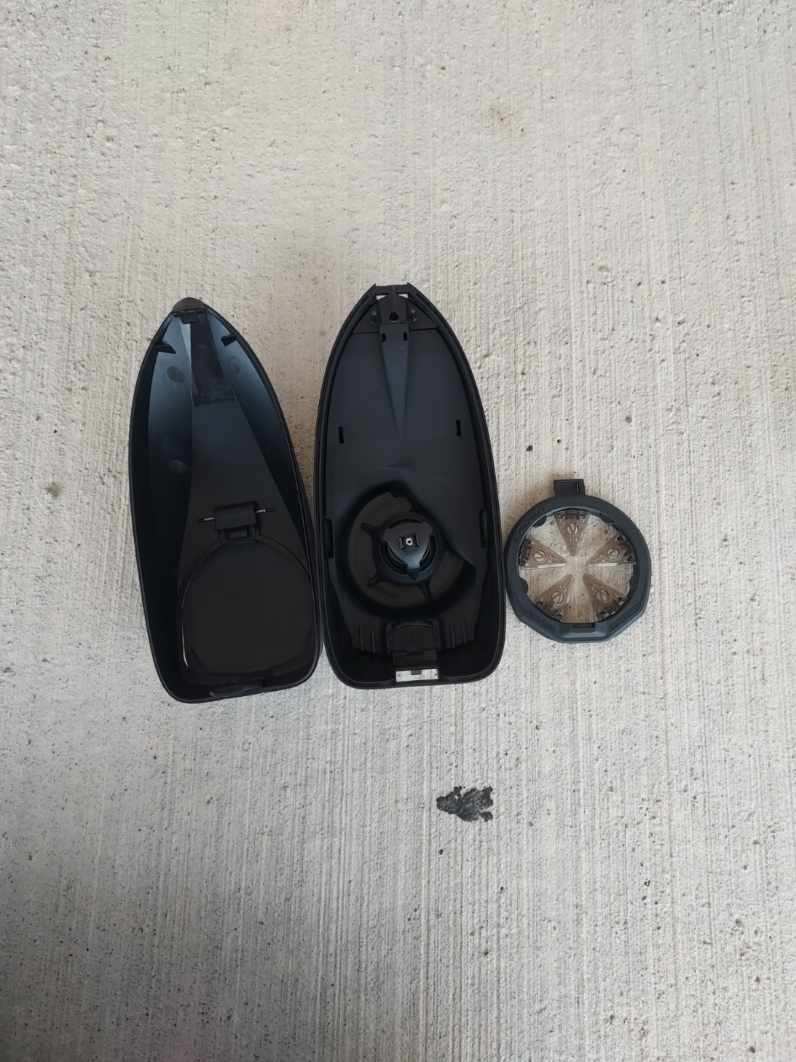 Used Virtue Spire IR2 Paintball Loader - Black w/ Black Crown Speed feed and Rain Lid - Image 2