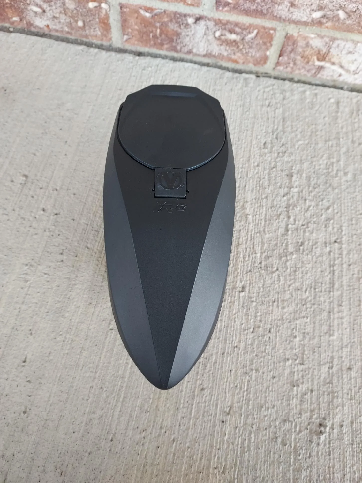 Used Virtue Spire IR2 Paintball Loader - Black w/ Spring Ramp and Black Crown Speed feed and Rain Lid - Image 3