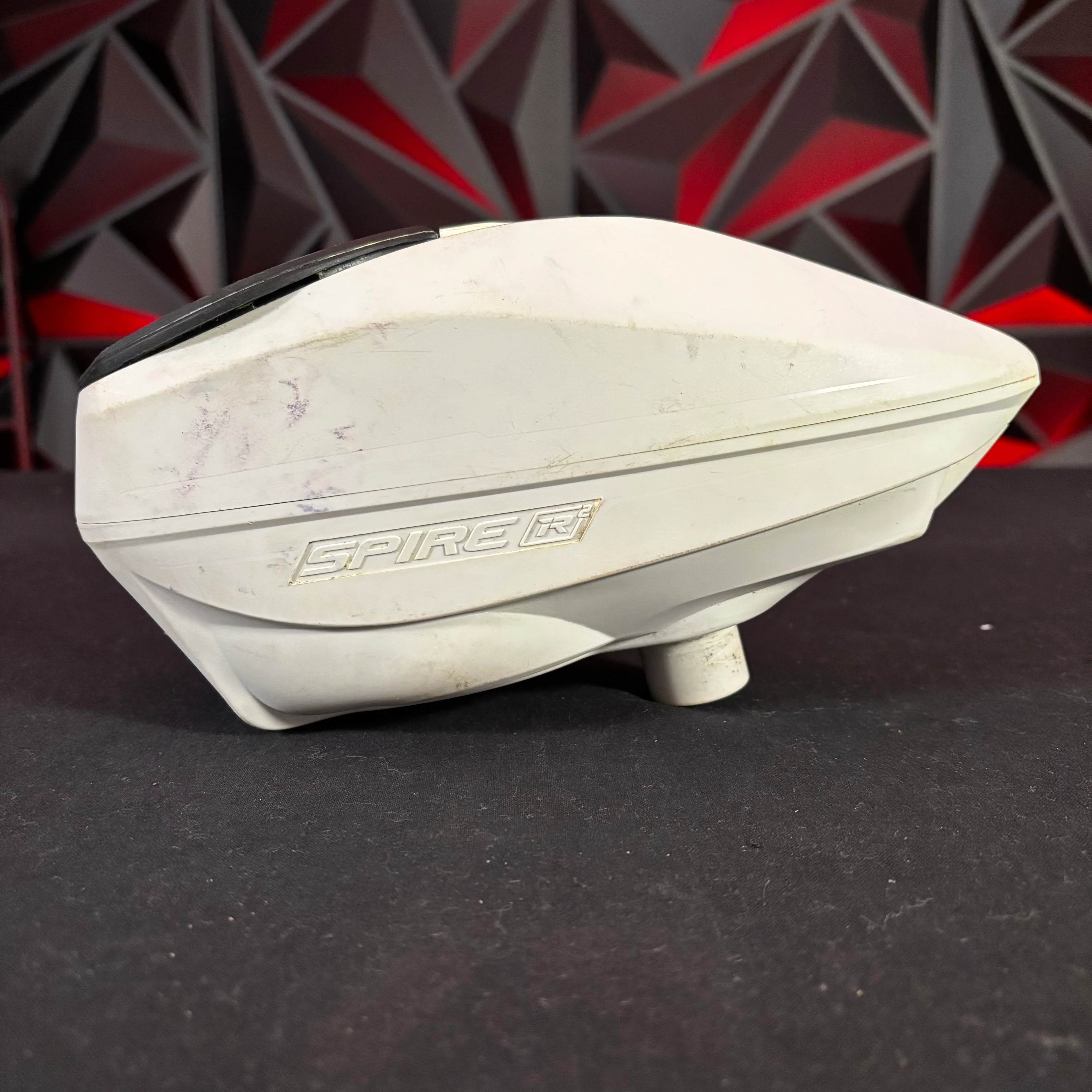 Used Virtue Spire IR2 Paintball Loader - White w/ Speed Feed & Spring Ramp - Image 3
