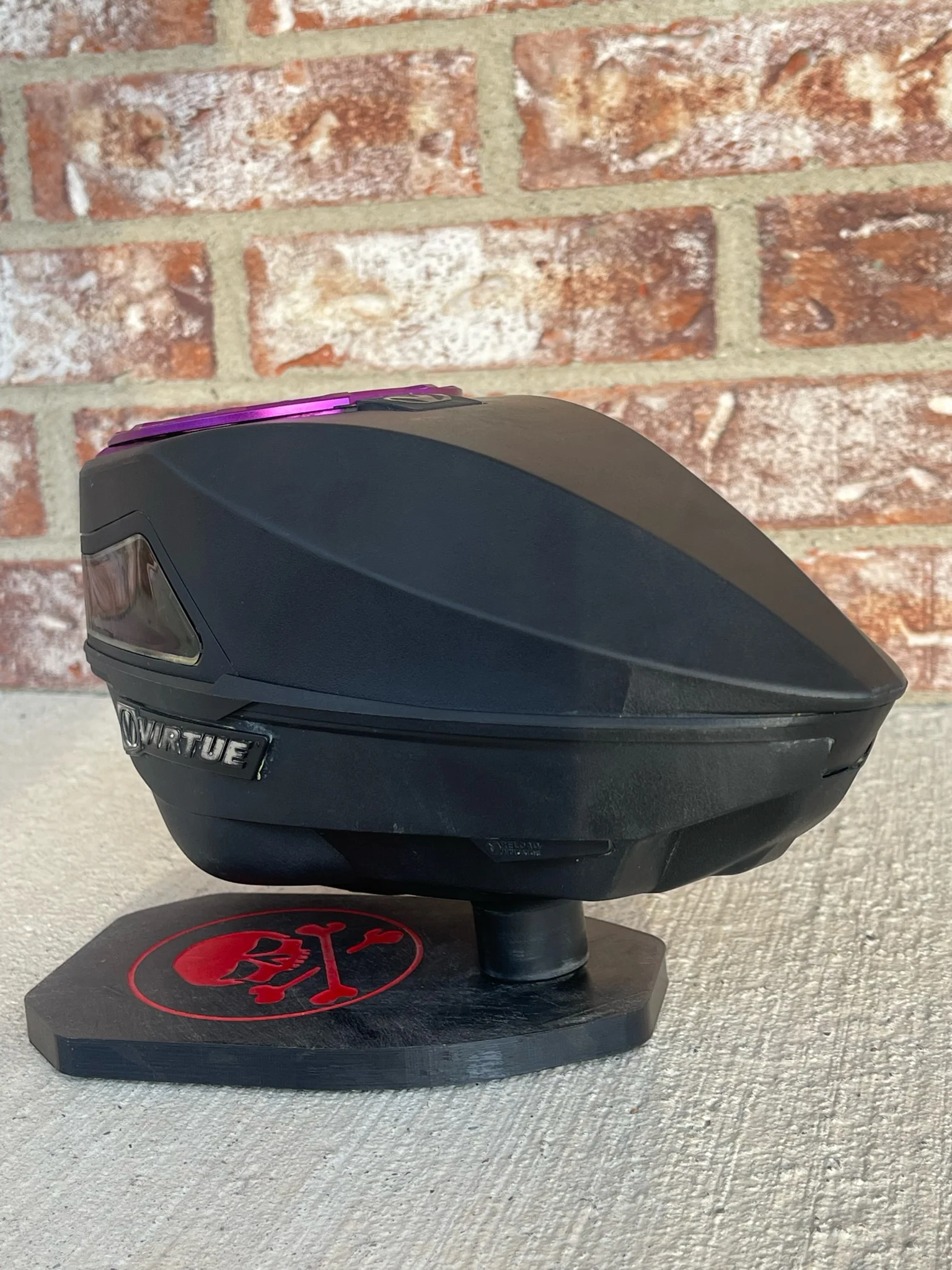 Used Virtue Spire IV 280 Paintball Loader - Black w/ Purple EVO Speed feed - Image 5