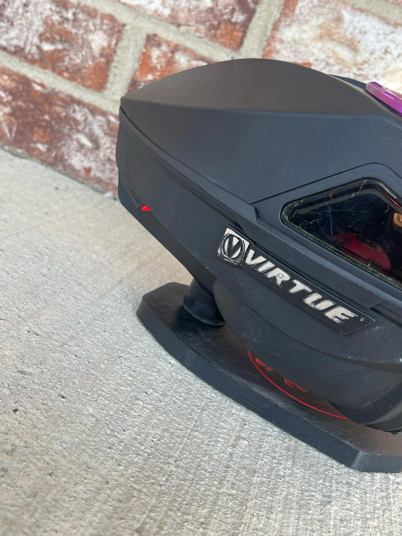 Used Virtue Spire IV 280 Paintball Loader - Black w/ Purple EVO Speed feed - Image 8