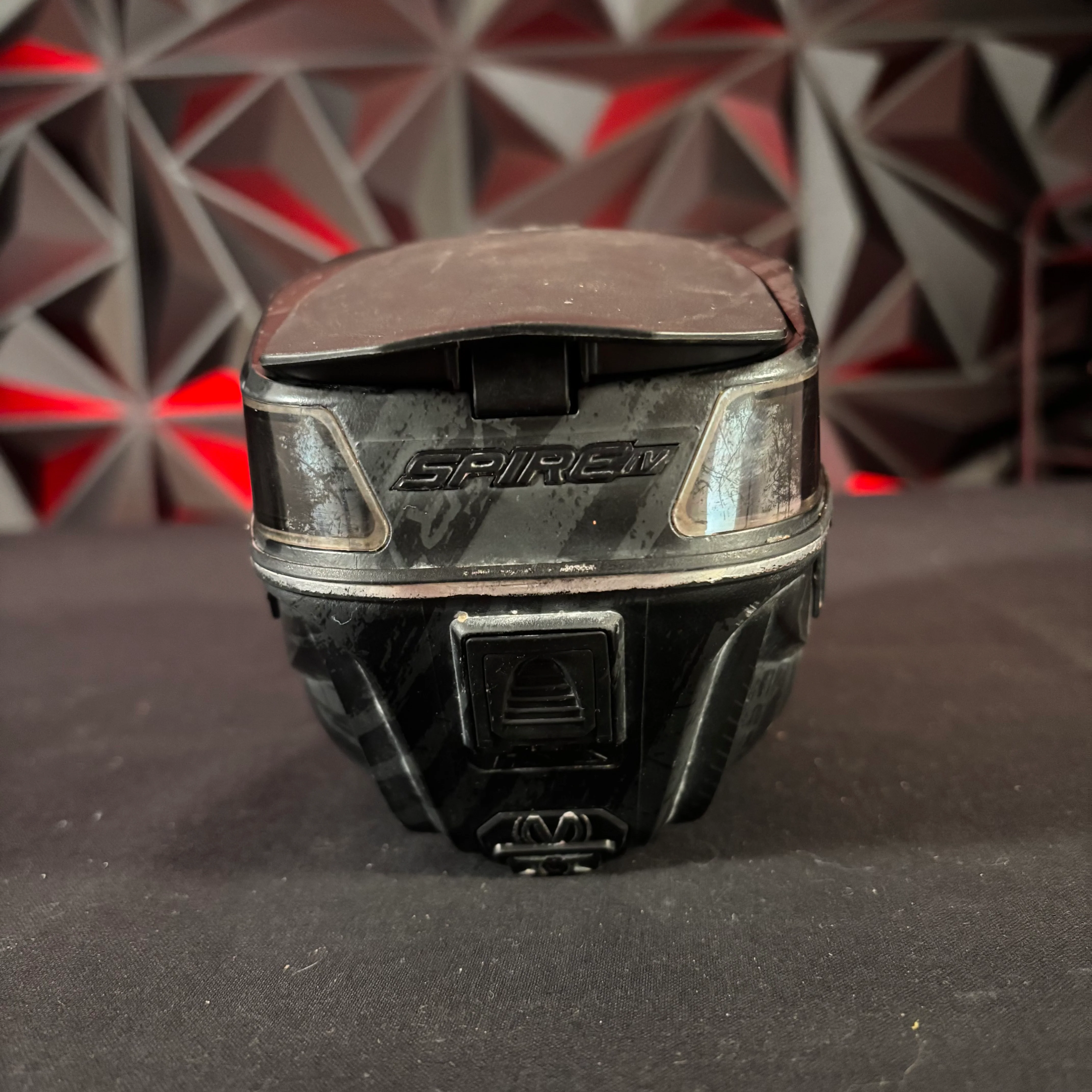 Used Virtue Spire IV Paintball Loader - Chrome /w Rain lid - Image 2