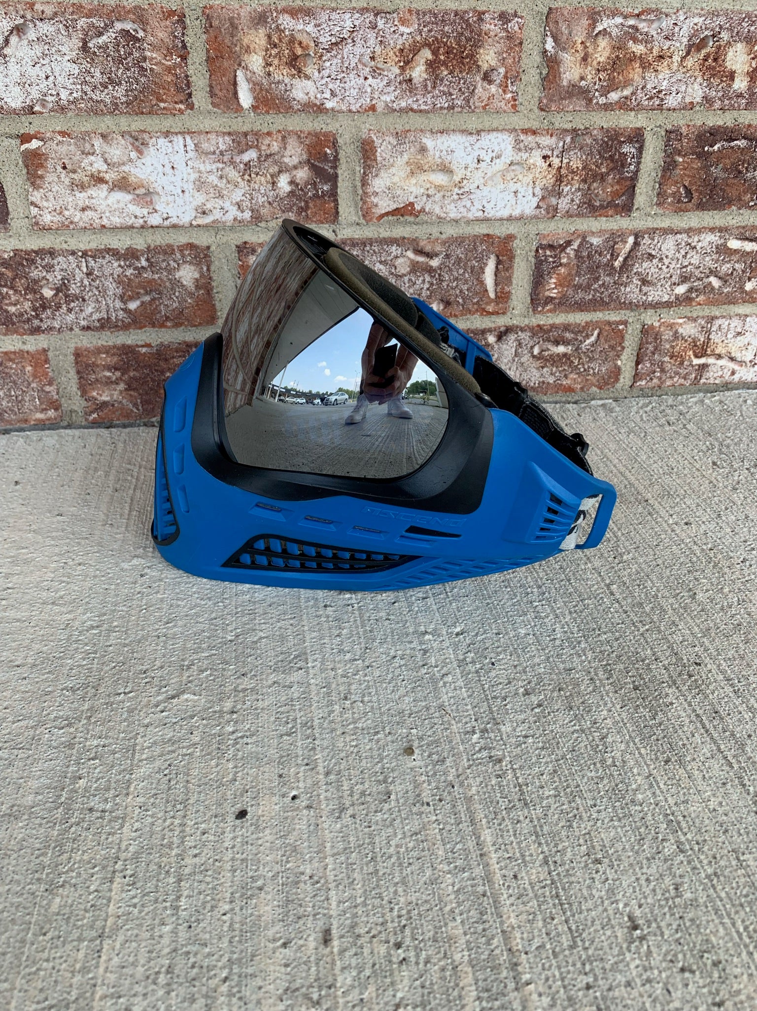 Used Virtue Vio Ascend Paintball Mask - Blue w/ Silver Mirror Lens - Image 4