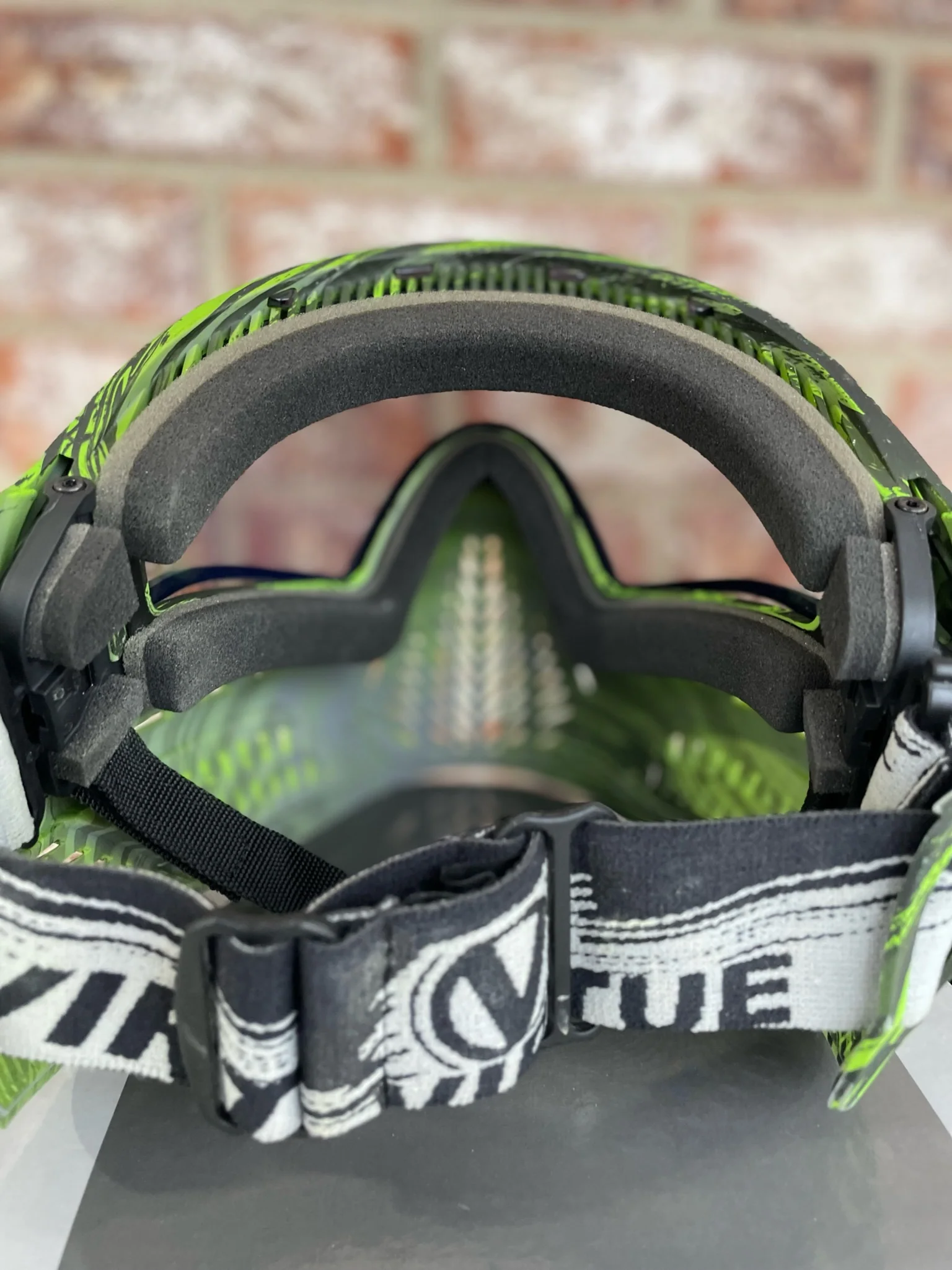 Used Virtue Vio Ascend Paintball Mask - Graphic Lime - Image 4