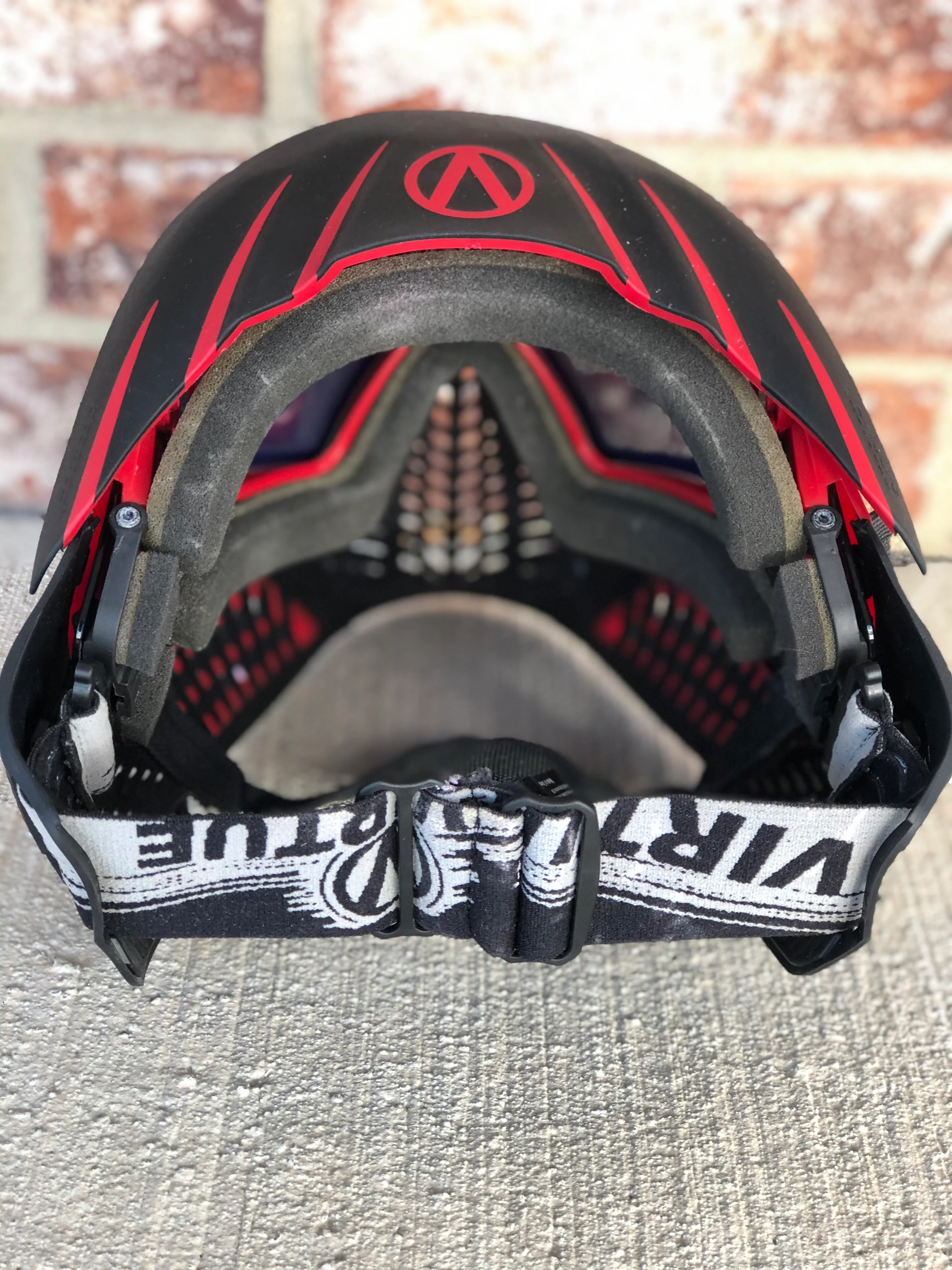 Used Virtue Vio Ascend Paintball Mask - Red Smoke - Image 3