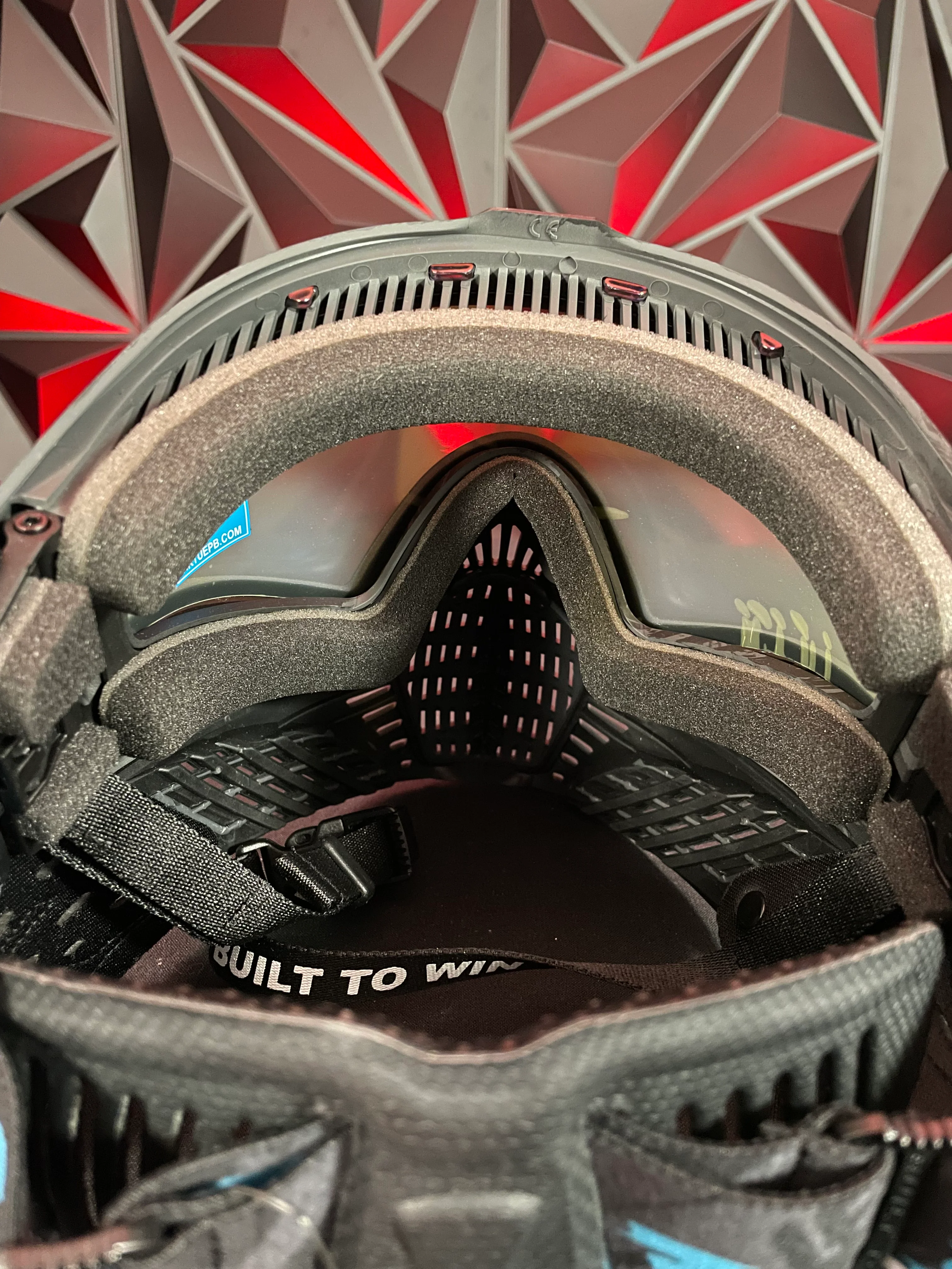 Used Virtue Vio Contour 2 Paintball Mask - Graphic Black w/Soft Goggle Bag - Image 5